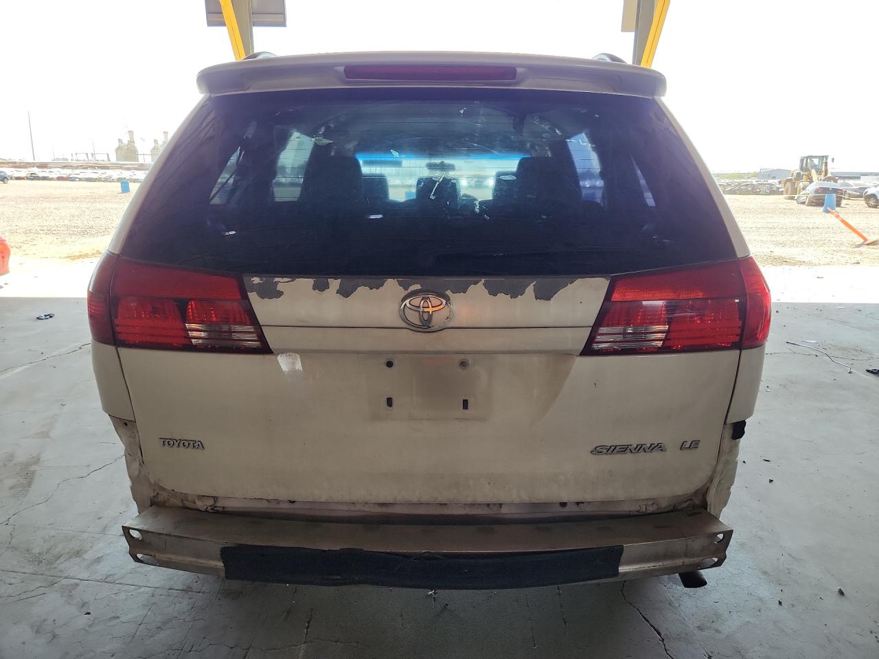 2006 Toyota Sienna Ce 8 Passenger White vin: 5TDZA23C16S454334