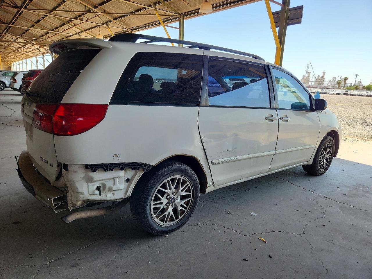 2006 Toyota Sienna Ce 8 Passenger White vin: 5TDZA23C16S454334