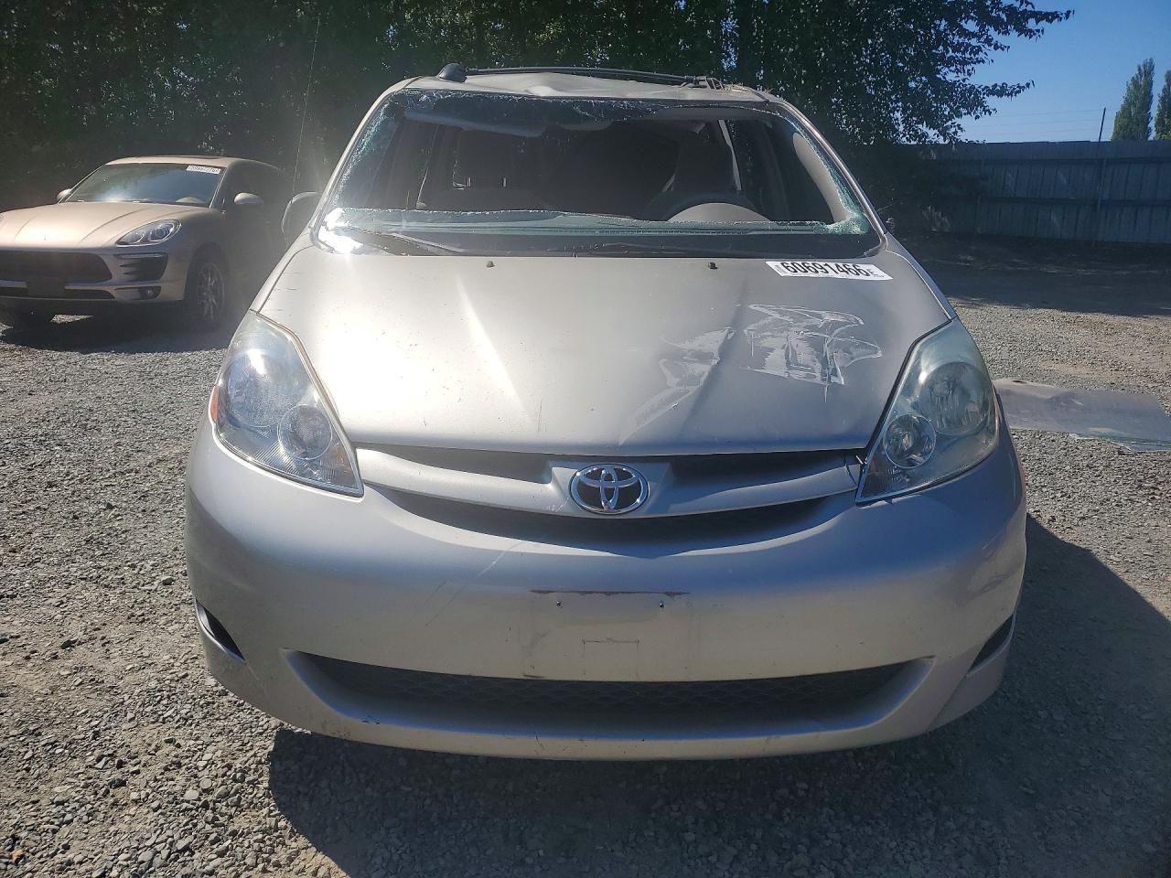 2006 Toyota Sienna Le 8 Passenger Silver vin: 5TDZA23C16S460974