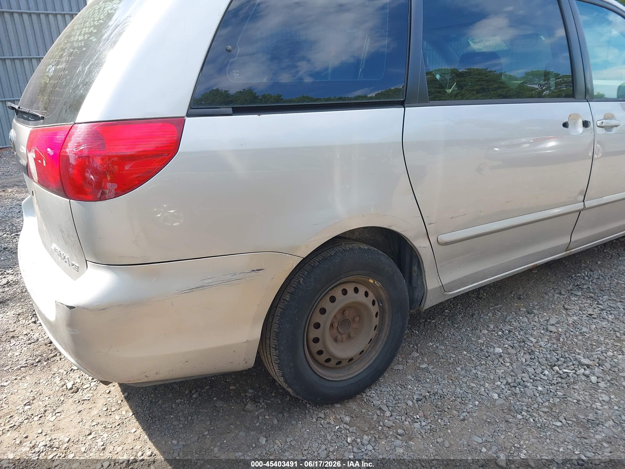2006 Toyota Sienna Ce Silver vin: 5TDZA23C16S523717
