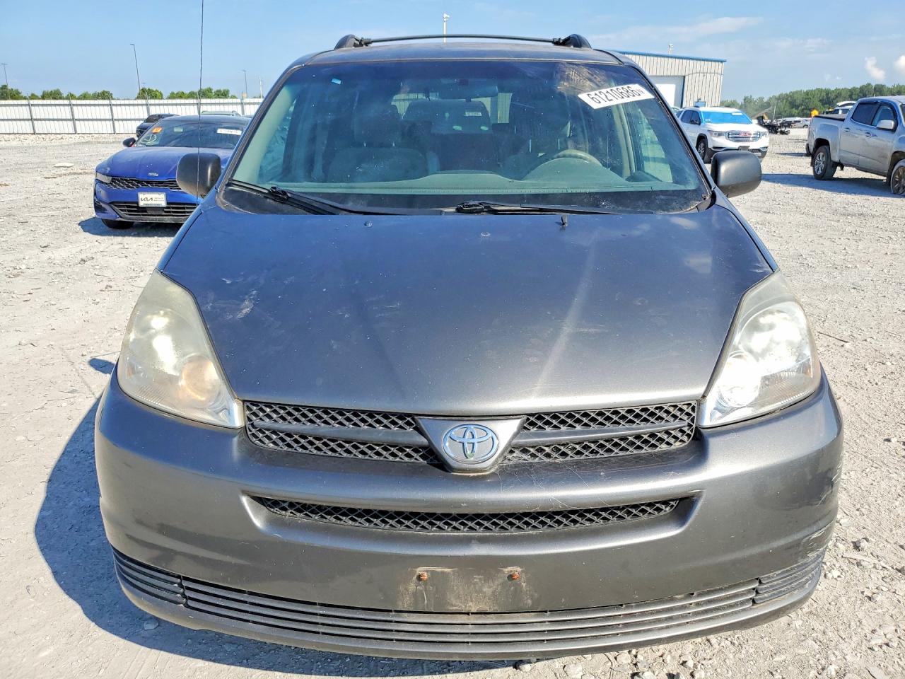 2004 Toyota Sienna Le 7 Passenger Gray vin: 5TDZA23C24S164780