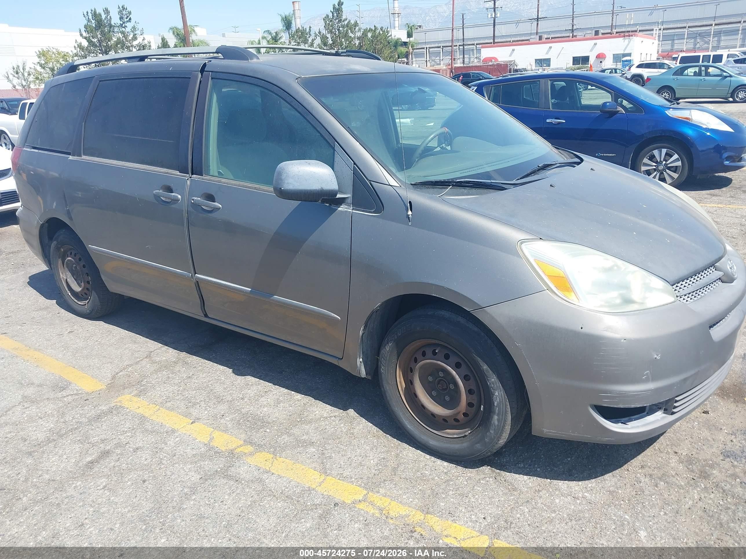 2004 Toyota Sienna Le Gray vin: 5TDZA23C24S213959