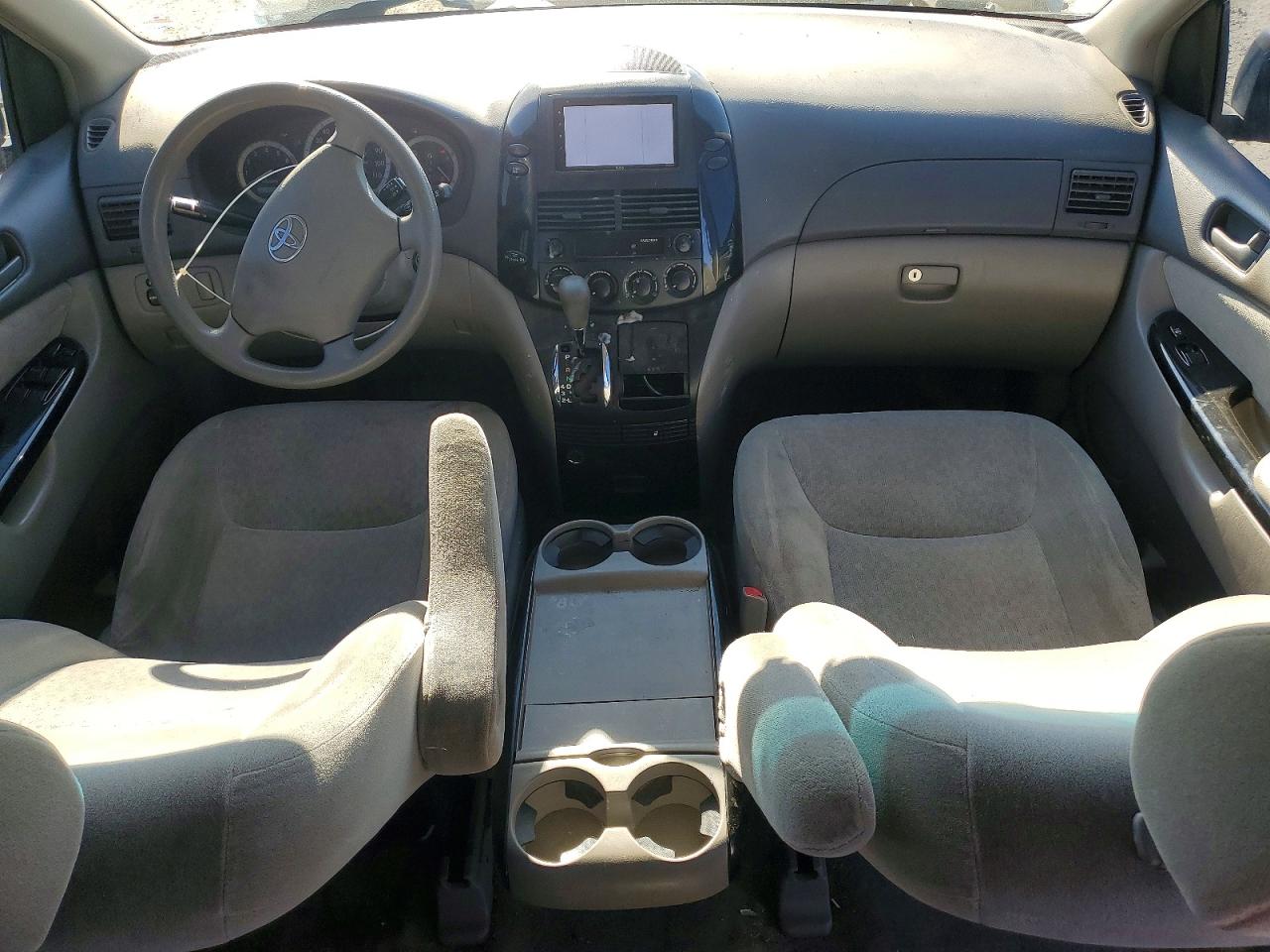 2005 Toyota Sienna Ce 7 Passenger Gray vin: 5TDZA23C25S341877