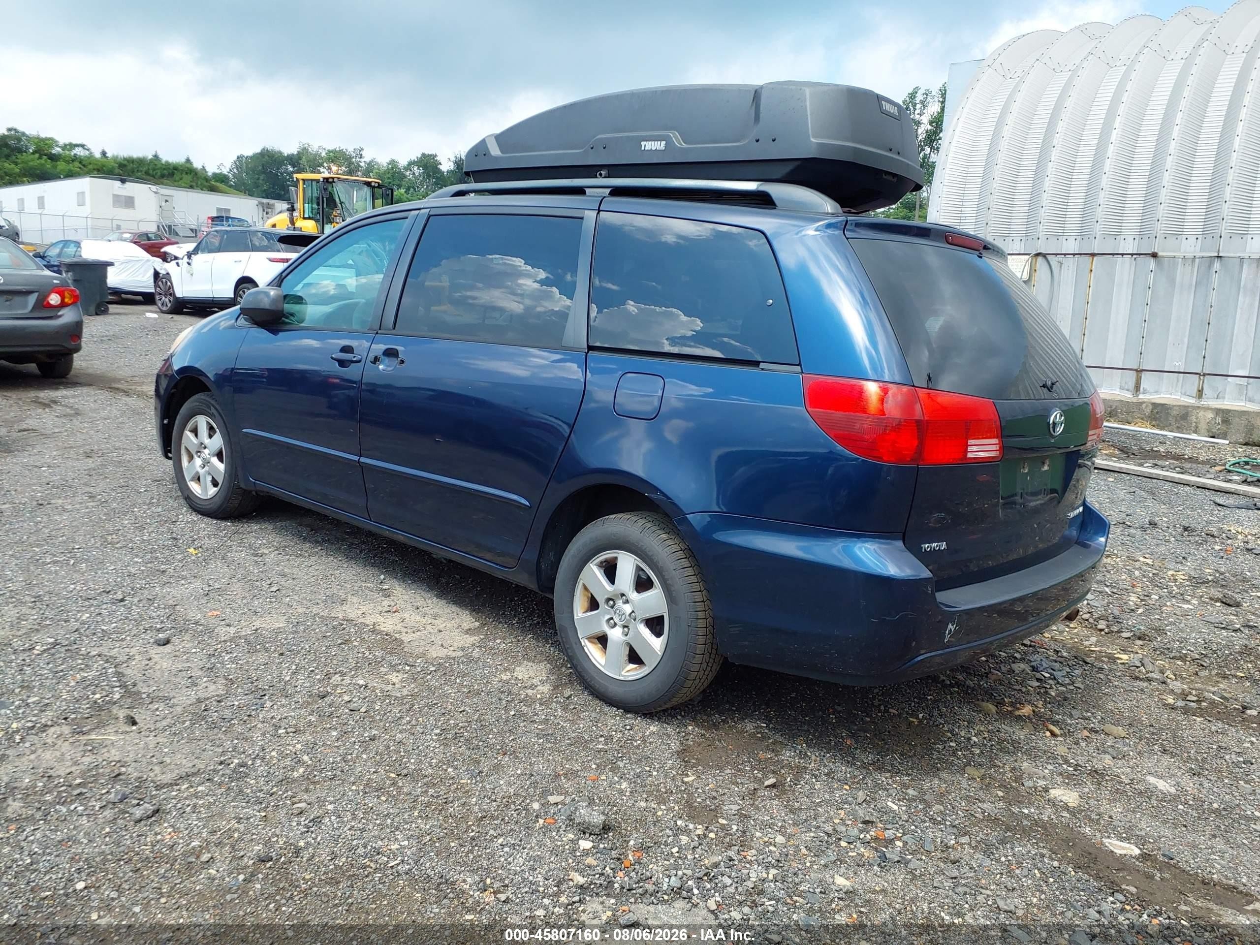2005 Toyota Sienna Le Blue vin: 5TDZA23C25S363975