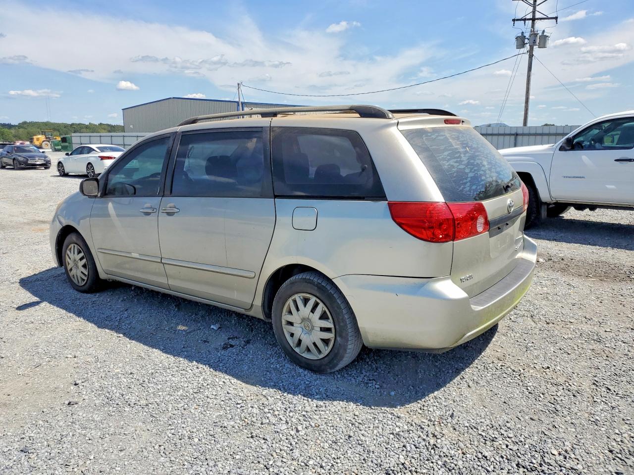 2006 Toyota Sienna Ce 8 Passenger Silver vin: 5TDZA23C26S423710