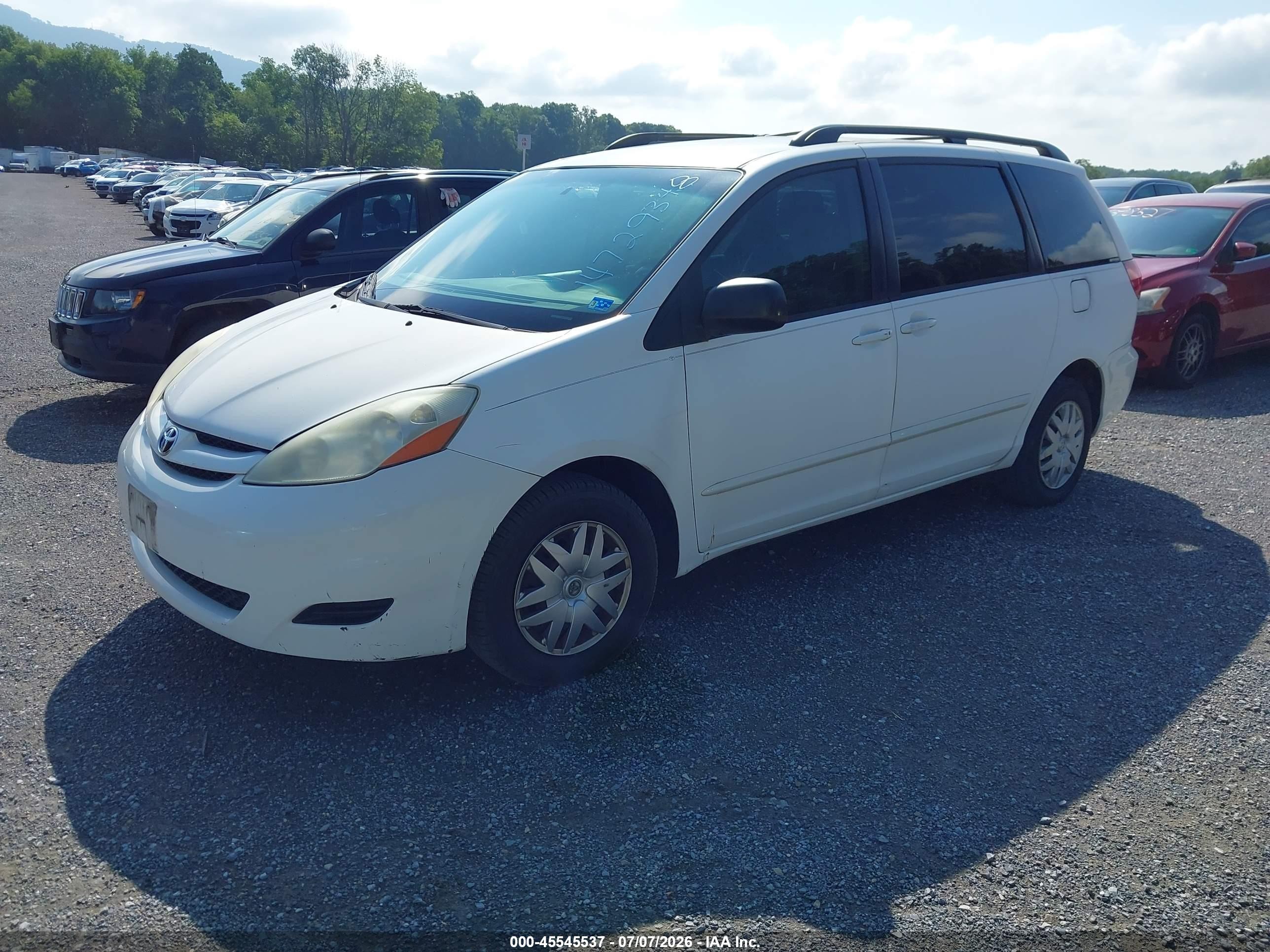 2006 Toyota Sienna Ce White vin: 5TDZA23C26S450129