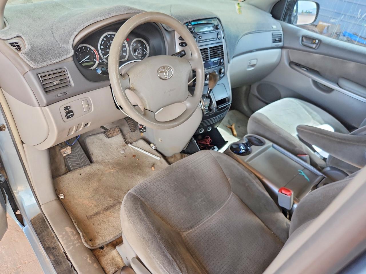 2006 Toyota Sienna Ce 7 Passenger Blue vin: 5TDZA23C26S492963