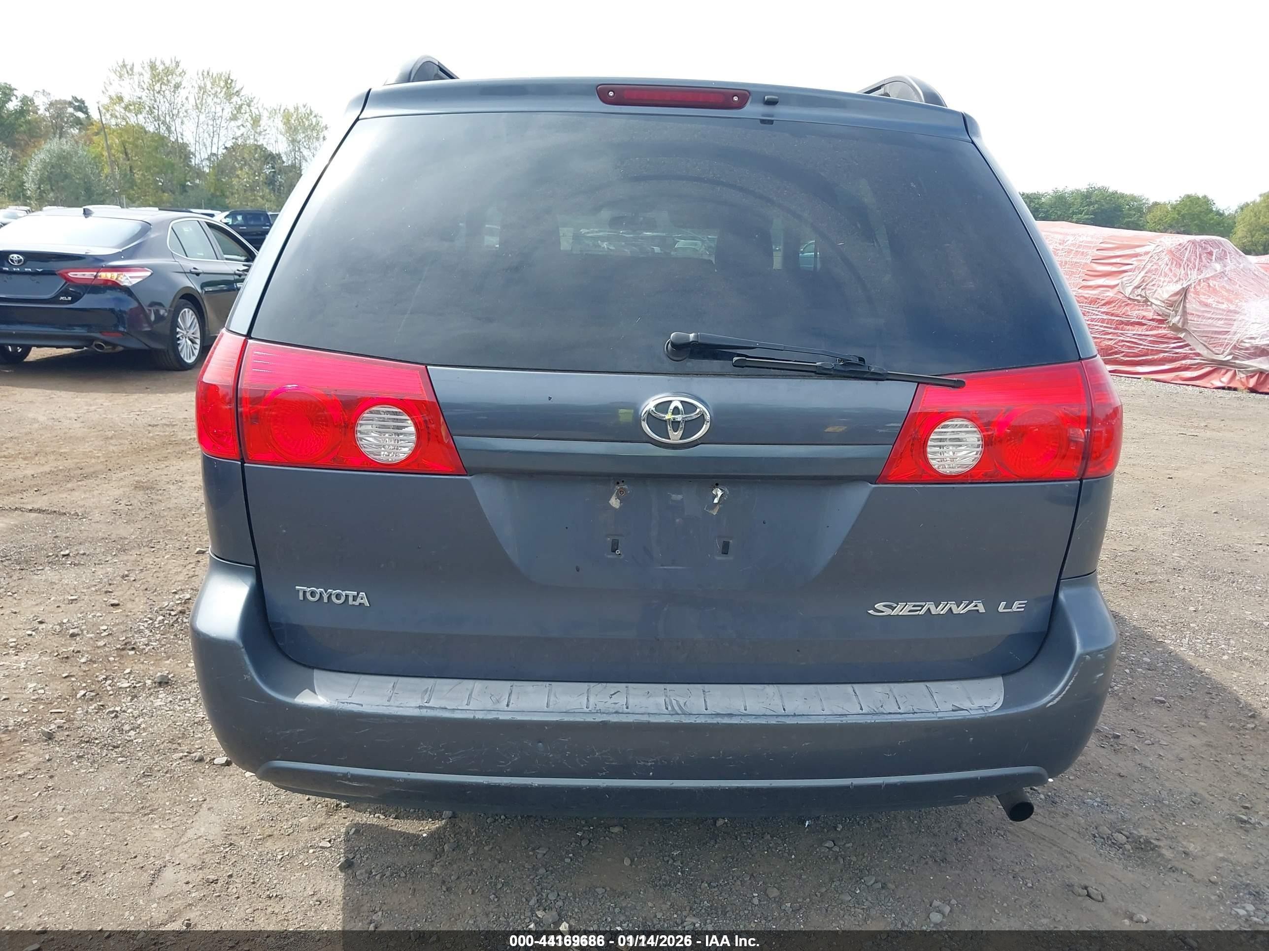 2006 Toyota Sienna Le Gray vin: 5TDZA23C26S516713