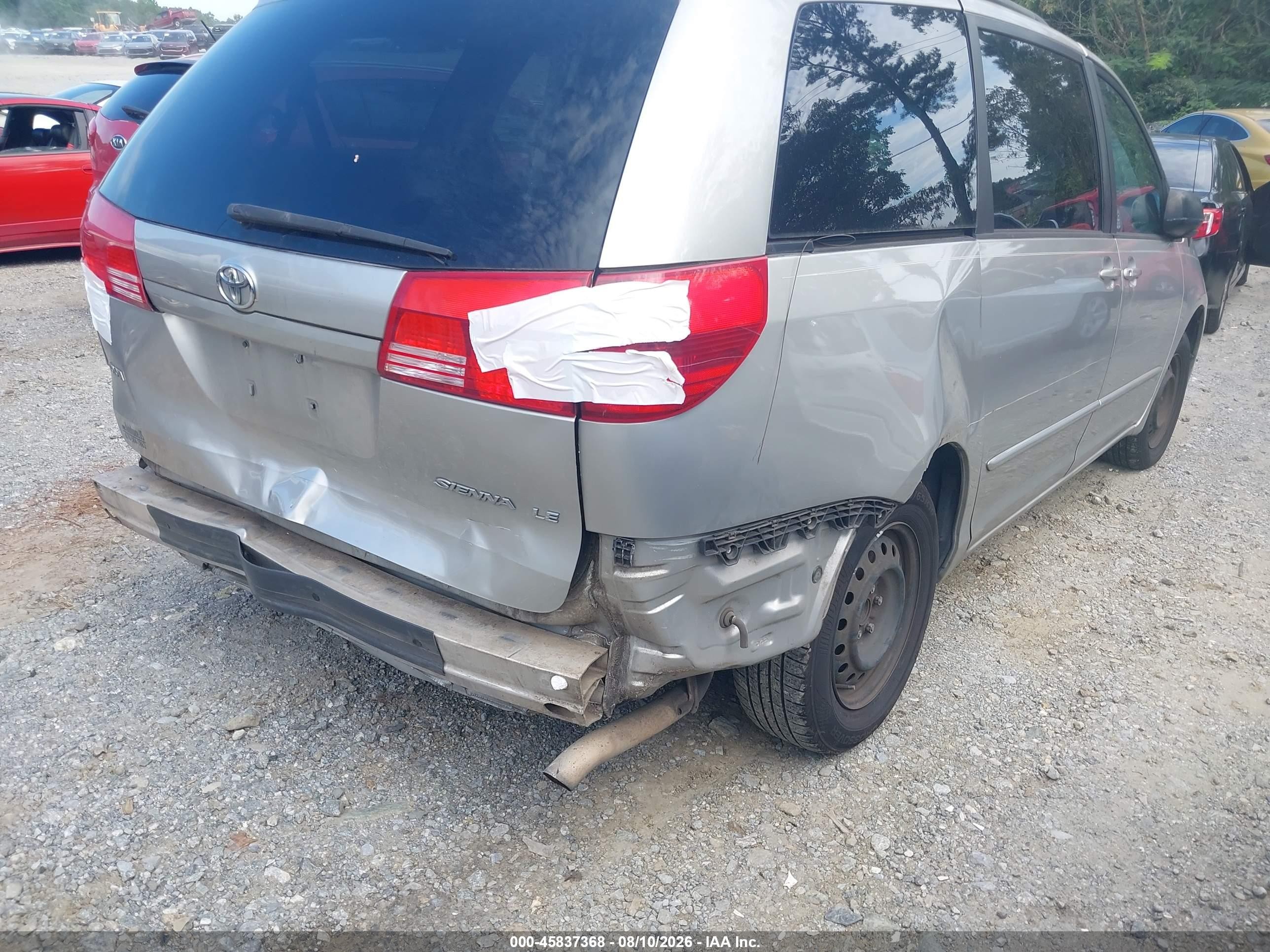 2004 Toyota Sienna Le Silver vin: 5TDZA23C34S056362