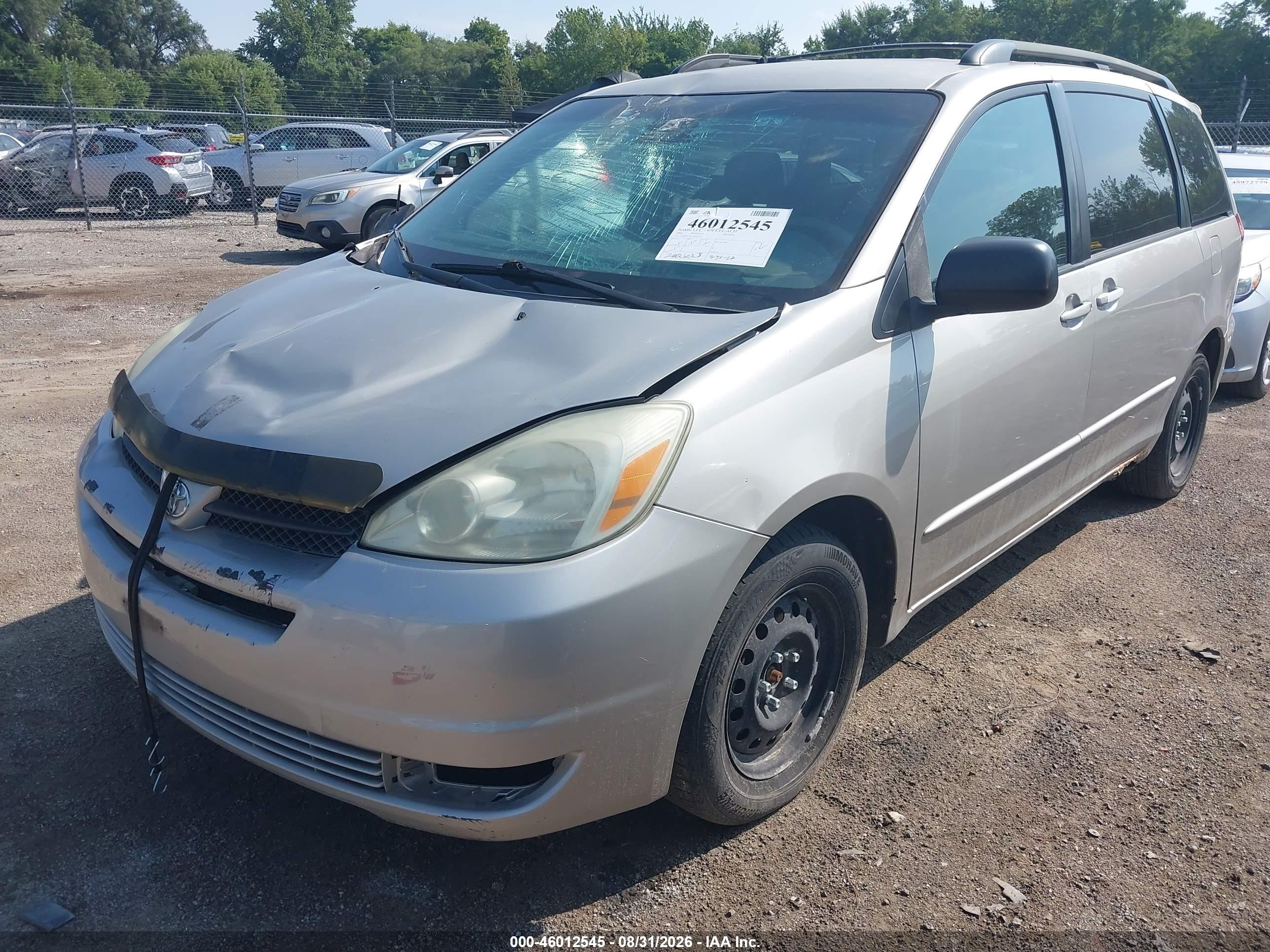 2004 Toyota Sienna Le Серый vin: 5TDZA23C34S145753