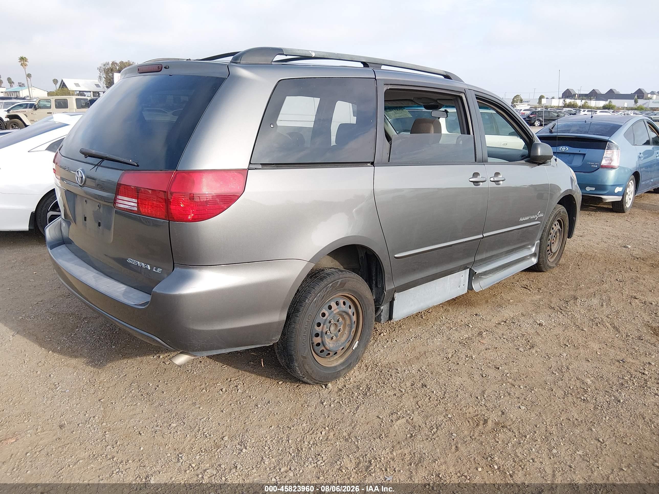 2005 Toyota Sienna Le Gray vin: 5TDZA23C35S224258