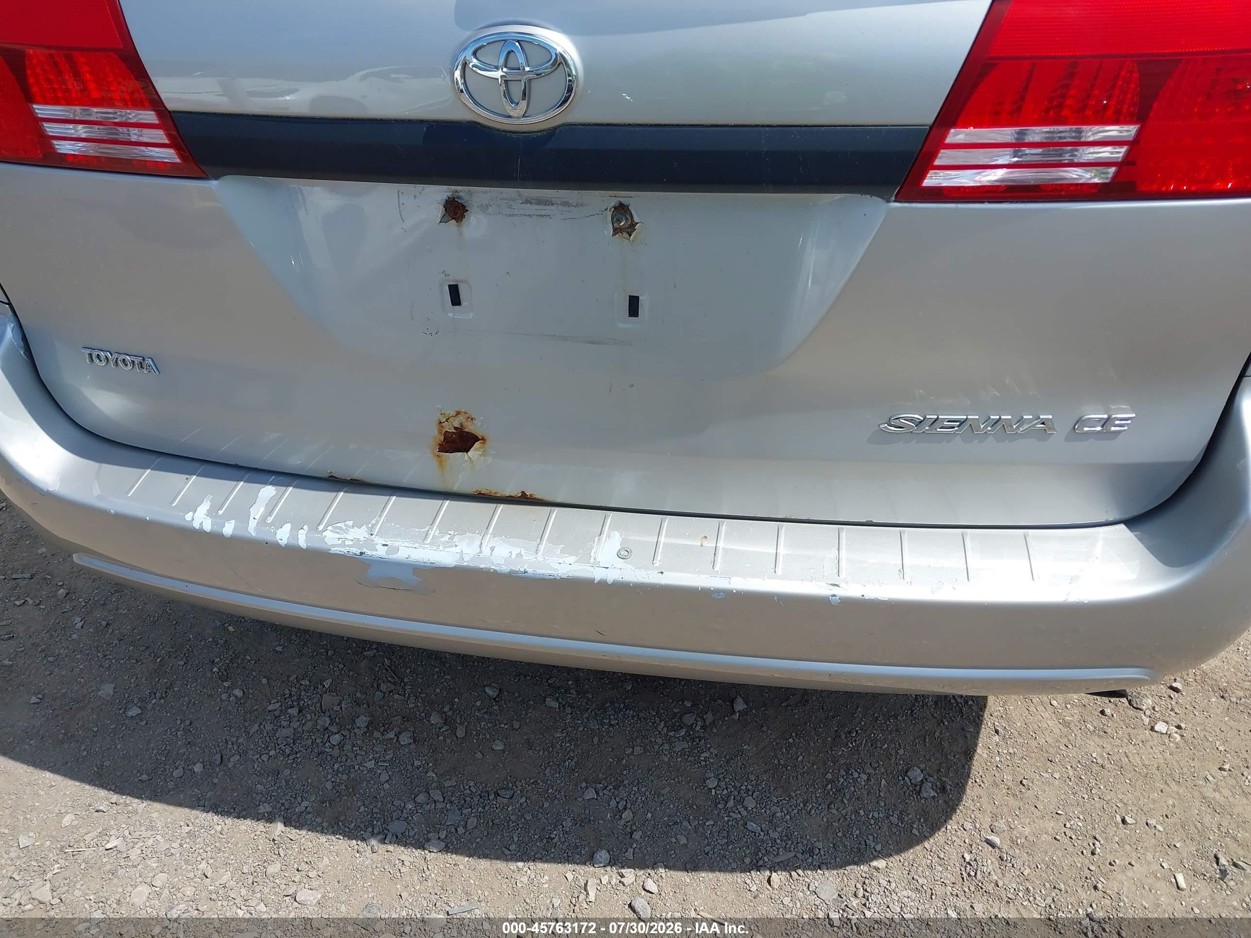 2005 Toyota Sienna Ce Серебряный vin: 5TDZA23C35S251086