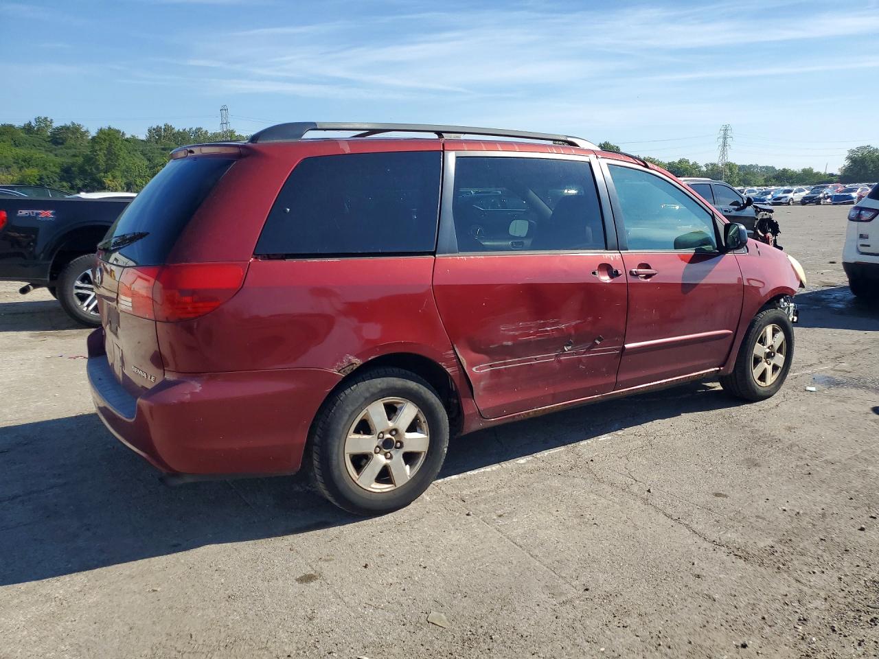 2005 Toyota Sienna Le 7 Passenger Burgundy vin: 5TDZA23C35S264694