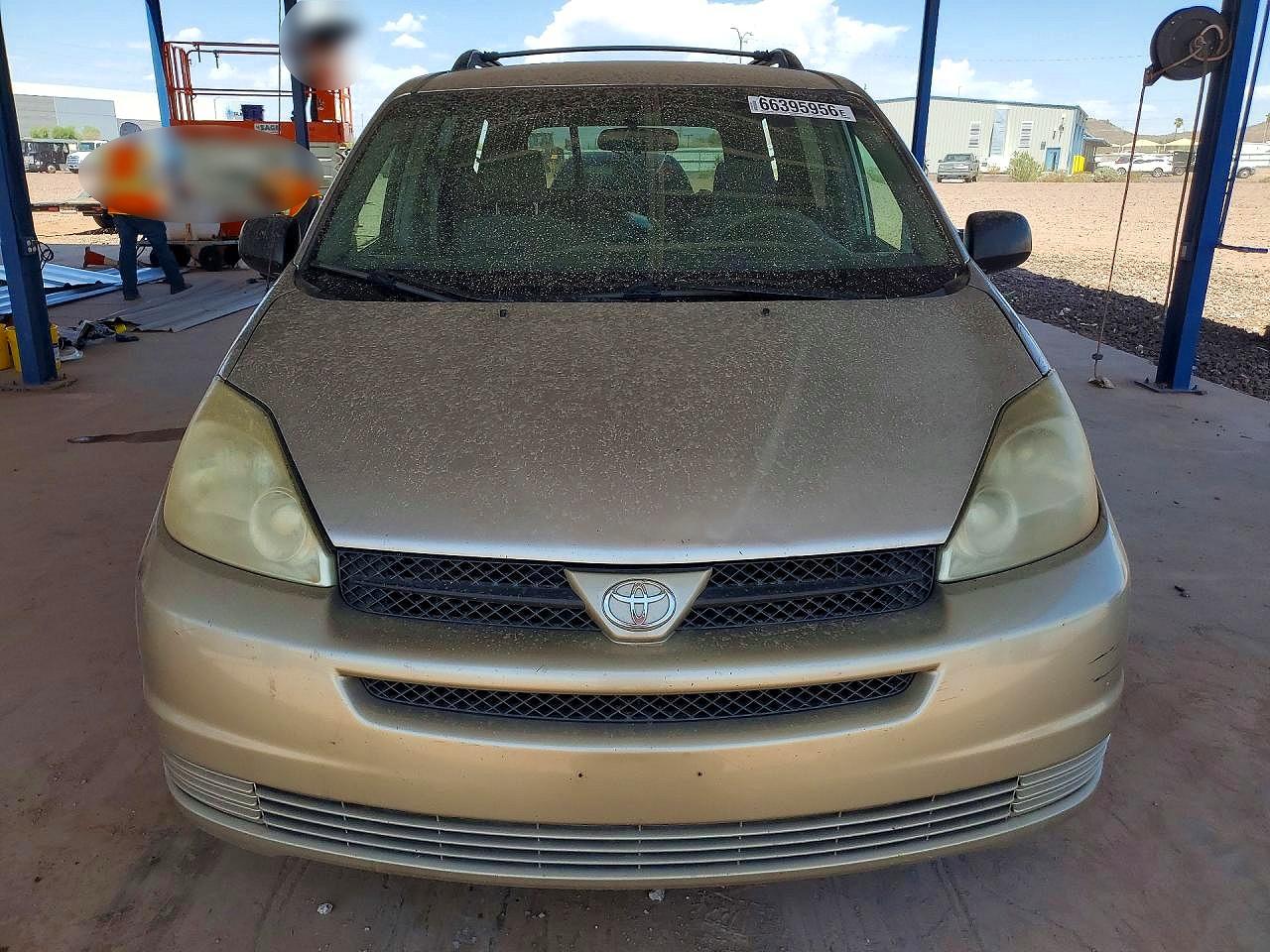 2005 Toyota Sienna Le 8 Passenger Silver vin: 5TDZA23C35S285982