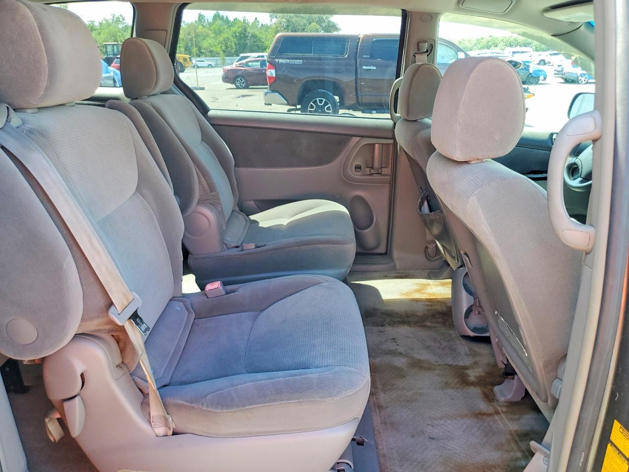 2005 Toyota Sienna Le 7 Passenger Серый vin: 5TDZA23C35S341385
