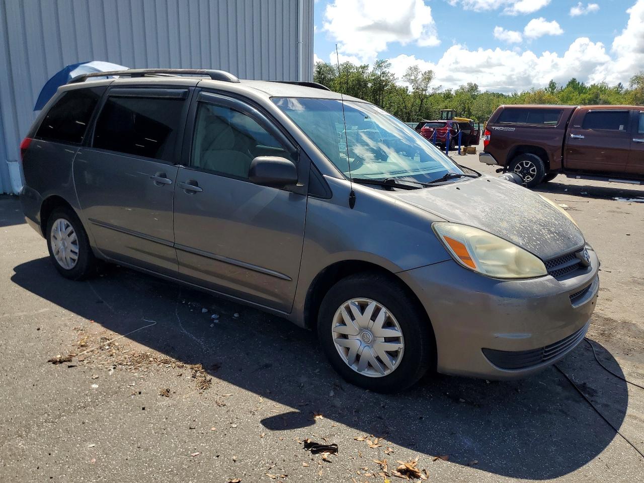 2005 Toyota Sienna Le 7 Passenger Серый vin: 5TDZA23C35S341385