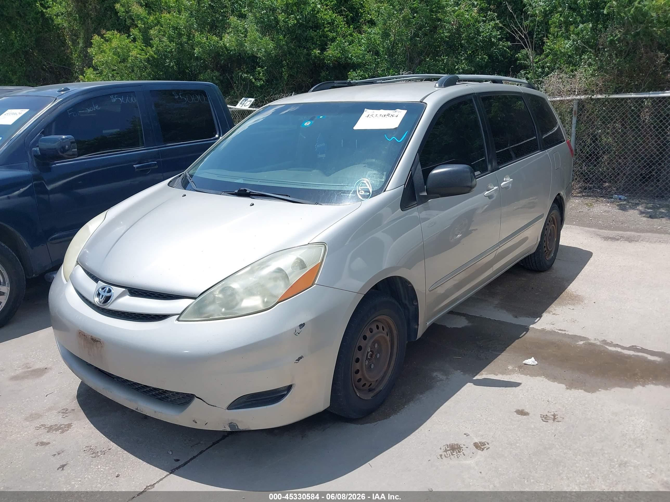 2006 Toyota Sienna Le Silver vin: 5TDZA23C36S413803