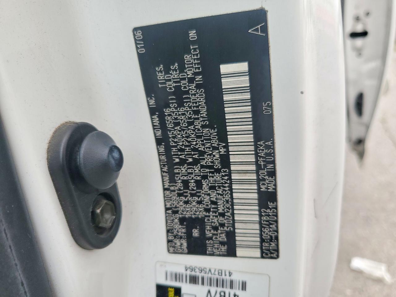 2006 Toyota Sienna Ce 7 Passenger Белый vin: 5TDZA23C36S442413