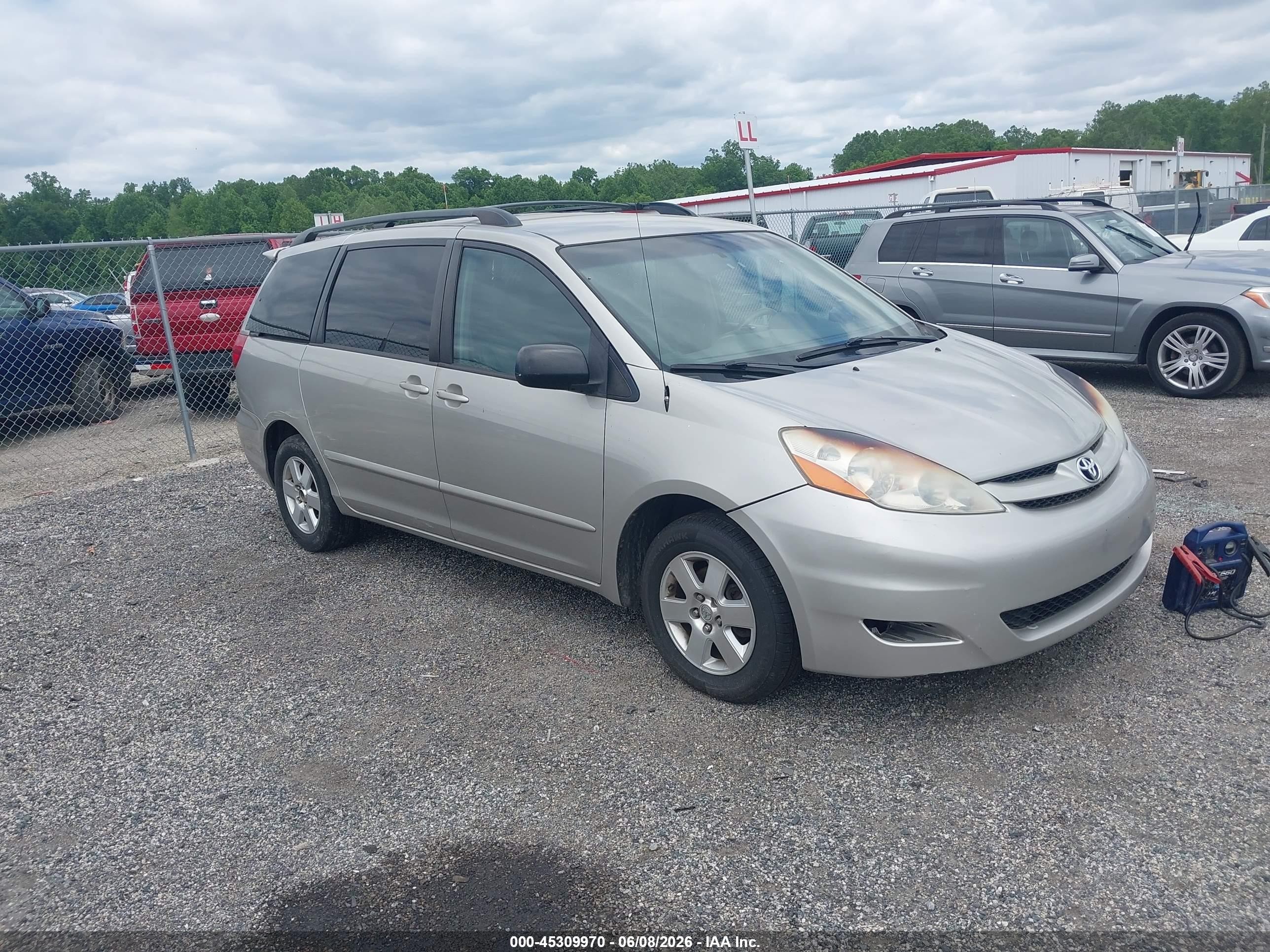 2006 Toyota Sienna Le Silver vin: 5TDZA23C36S474178
