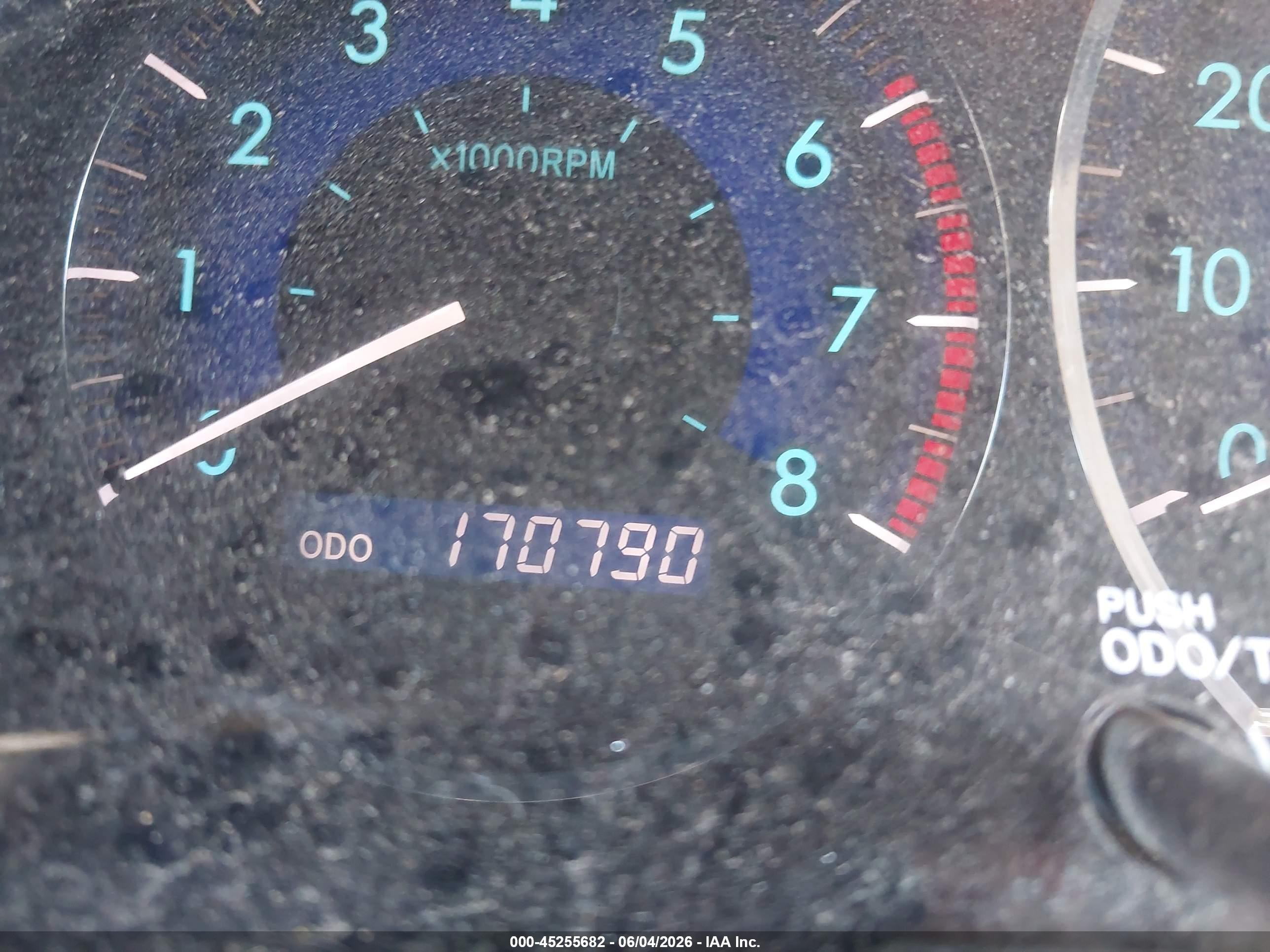2006 Toyota Sienna Le Красный vin: 5TDZA23C36S491417