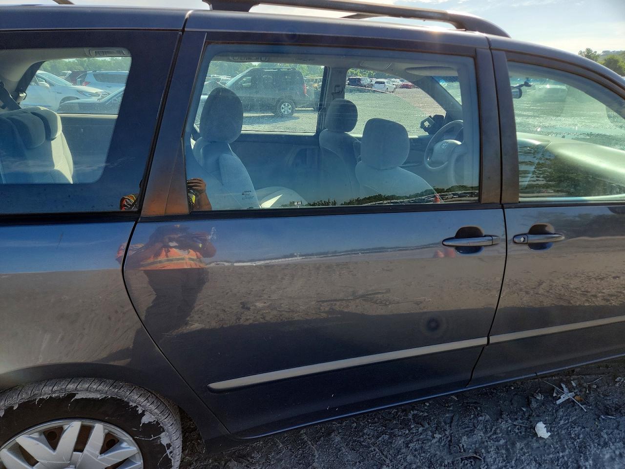 2006 Toyota Sienna Ce 7 Passenger Blue vin: 5TDZA23C36S509446