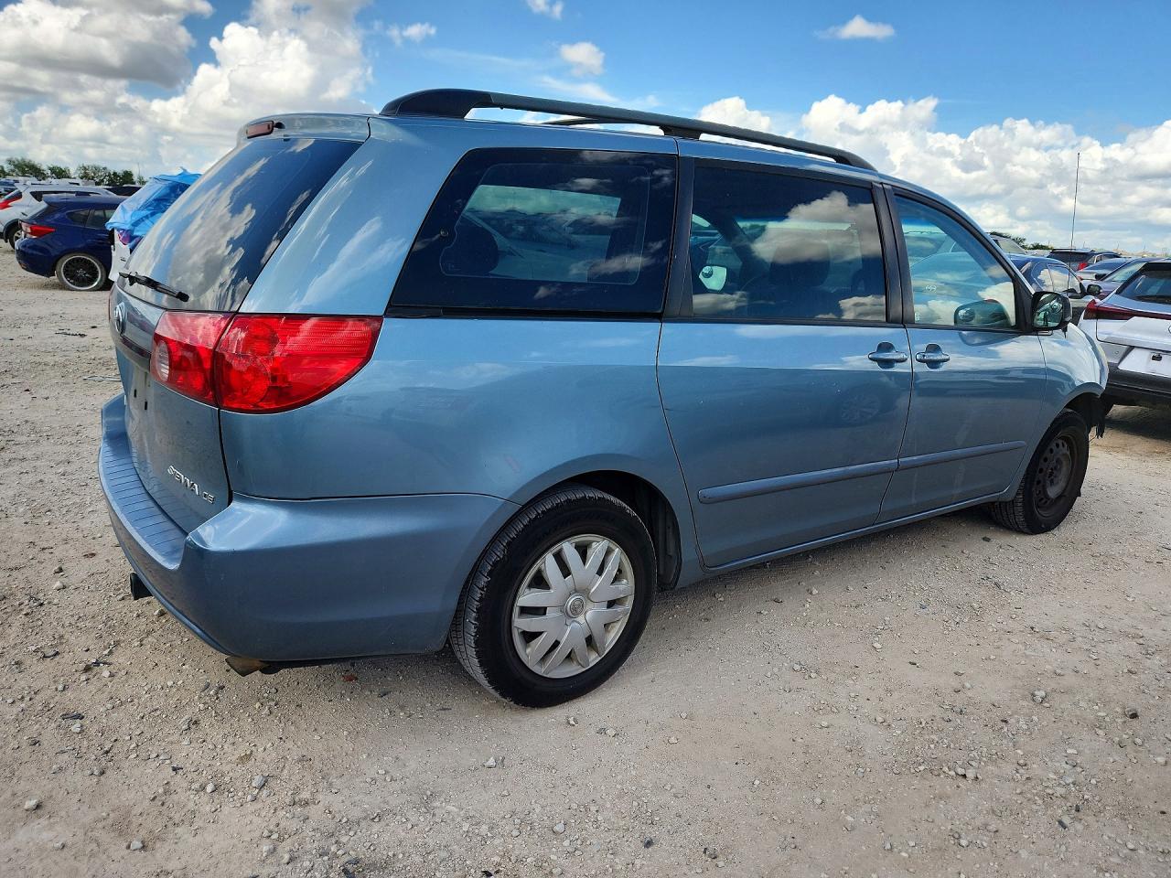 2006 Toyota Sienna Ce 7 Passenger Blue vin: 5TDZA23C36S513173