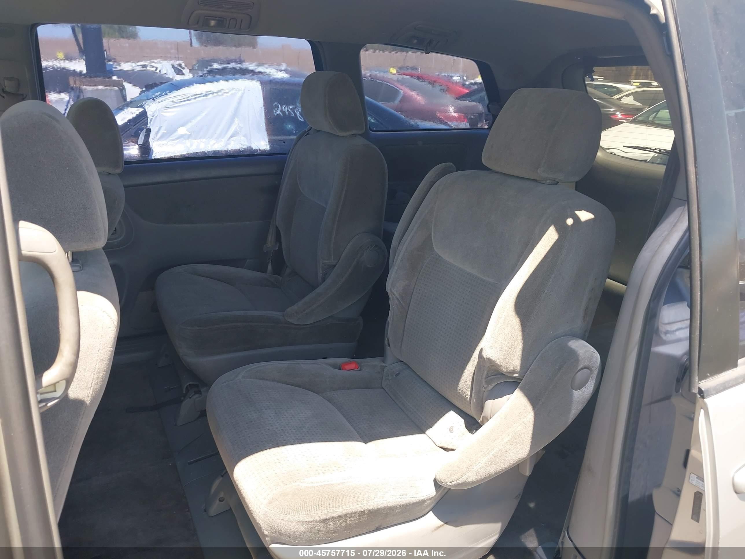 2006 Toyota Sienna Ce Champagne vin: 5TDZA23C36S531432