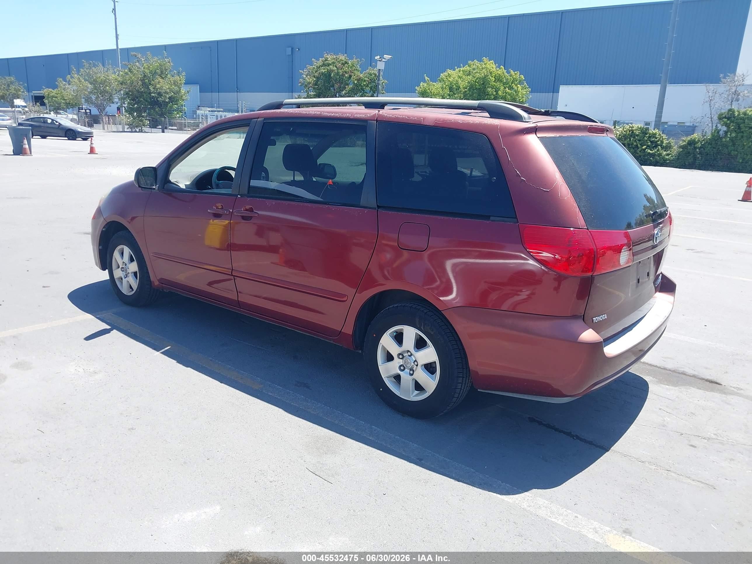 2006 Toyota Sienna Le Maroon vin: 5TDZA23C36S533052