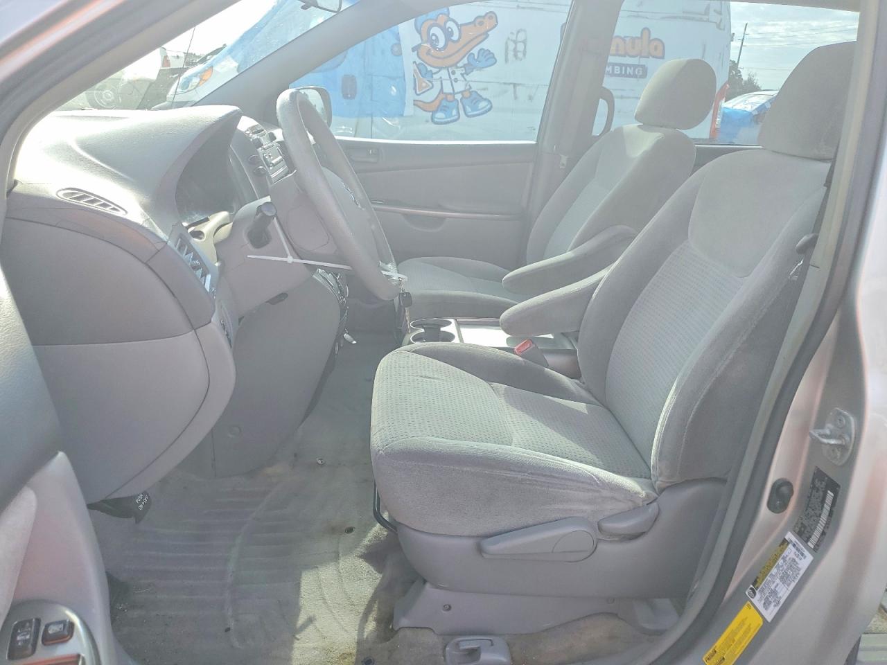 2006 Toyota Sienna Ce 7 Passenger Silver vin: 5TDZA23C36S537358