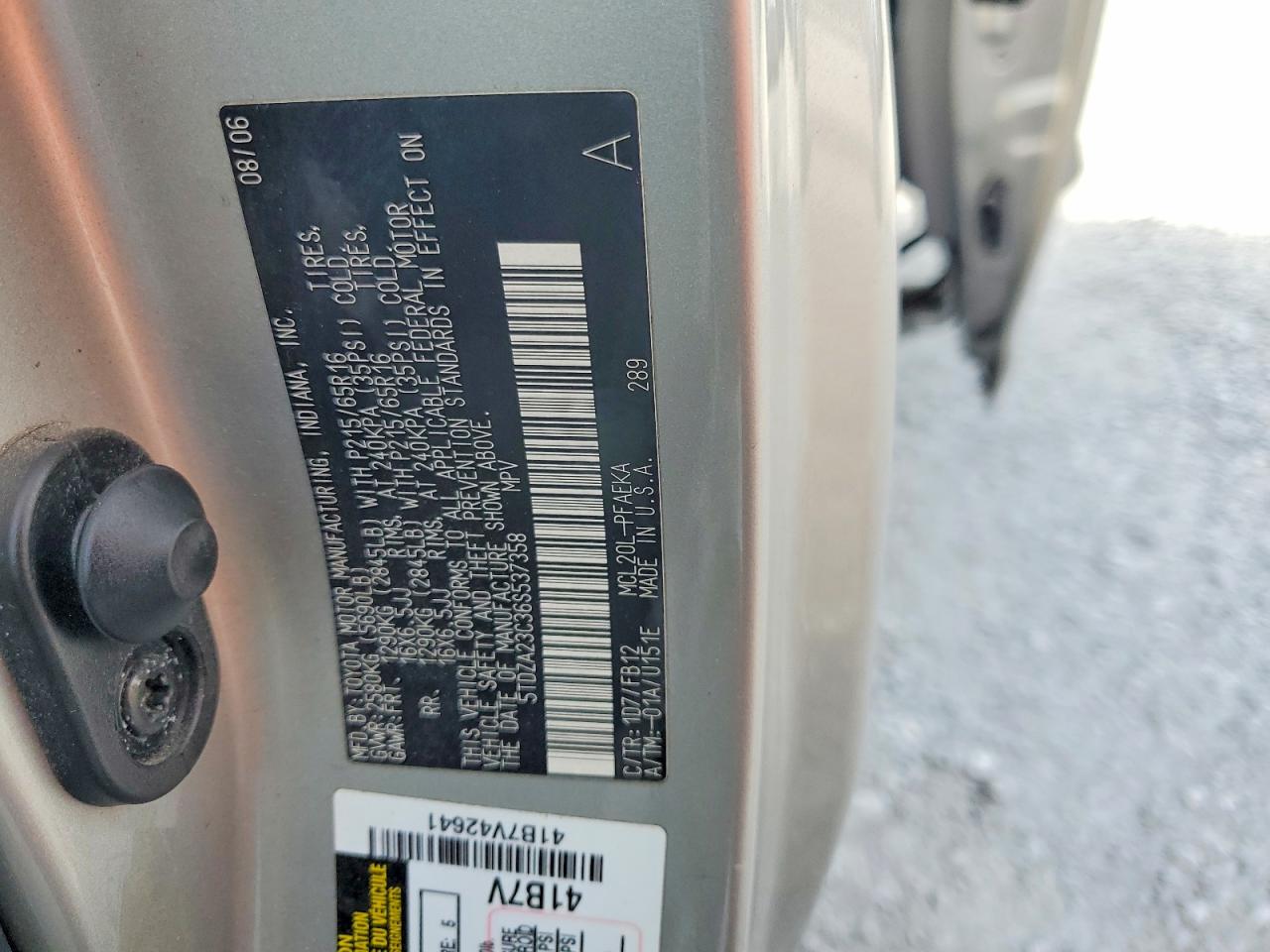 2006 Toyota Sienna Ce 7 Passenger Silver vin: 5TDZA23C36S537358