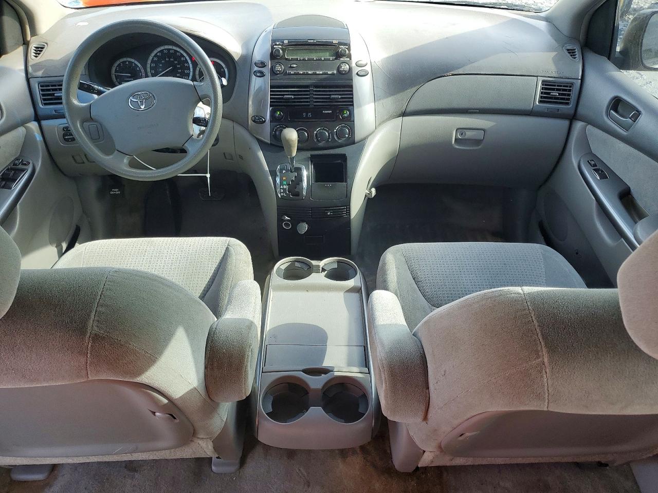 2006 Toyota Sienna Ce 7 Passenger Silver vin: 5TDZA23C36S537358