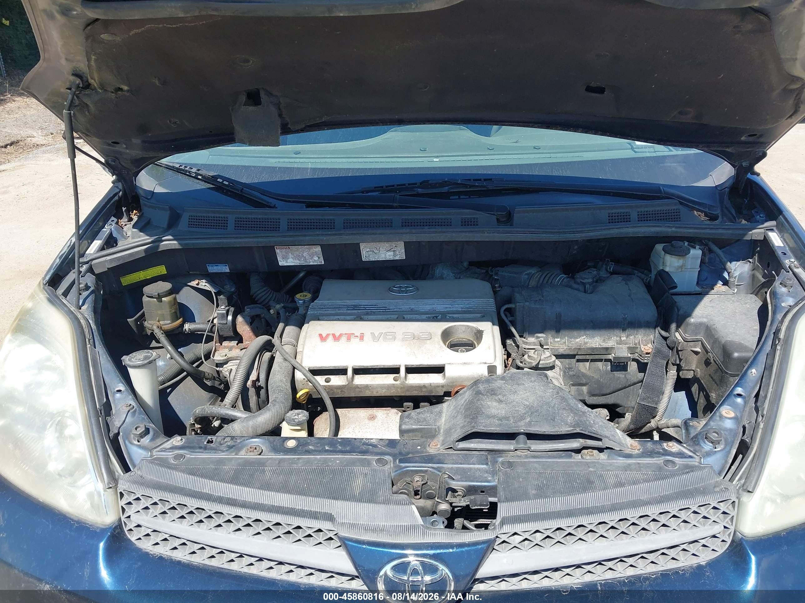 2004 Toyota Sienna Le Blue vin: 5TDZA23C44S027632