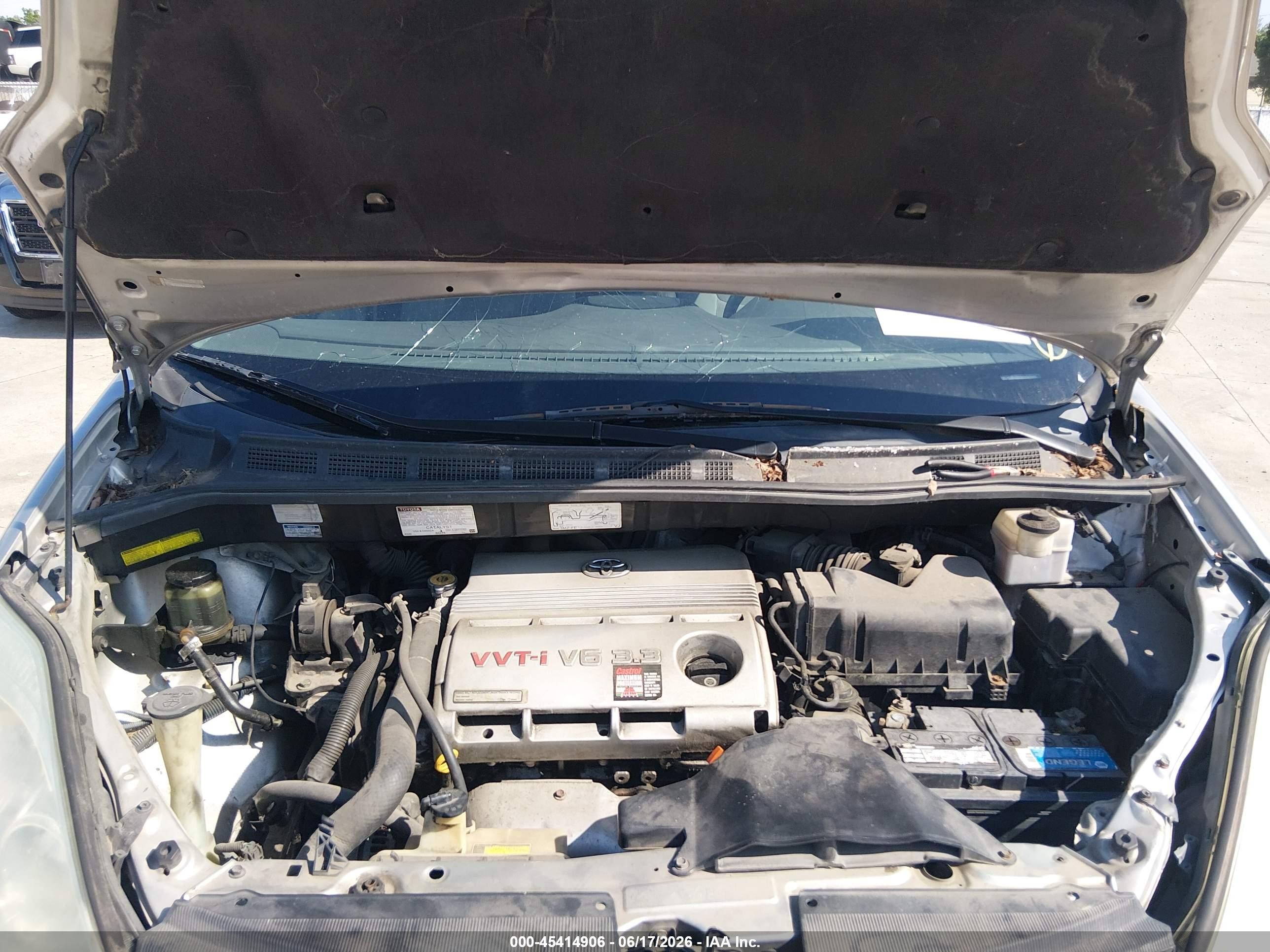 2004 Toyota Sienna Le Серый vin: 5TDZA23C44S038517