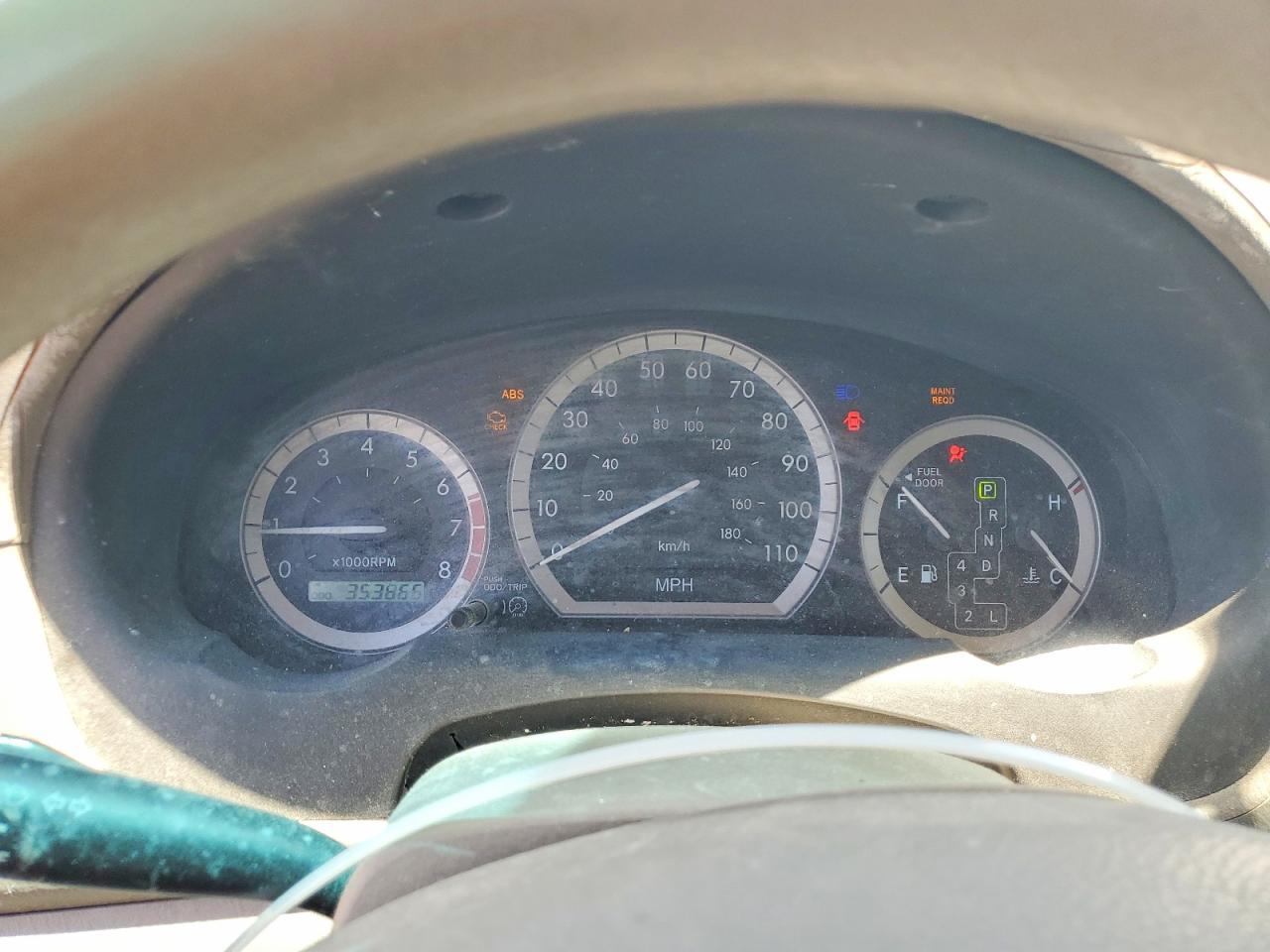 2004 Toyota Sienna Le 8 Passenger Белый vin: 5TDZA23C44S072232
