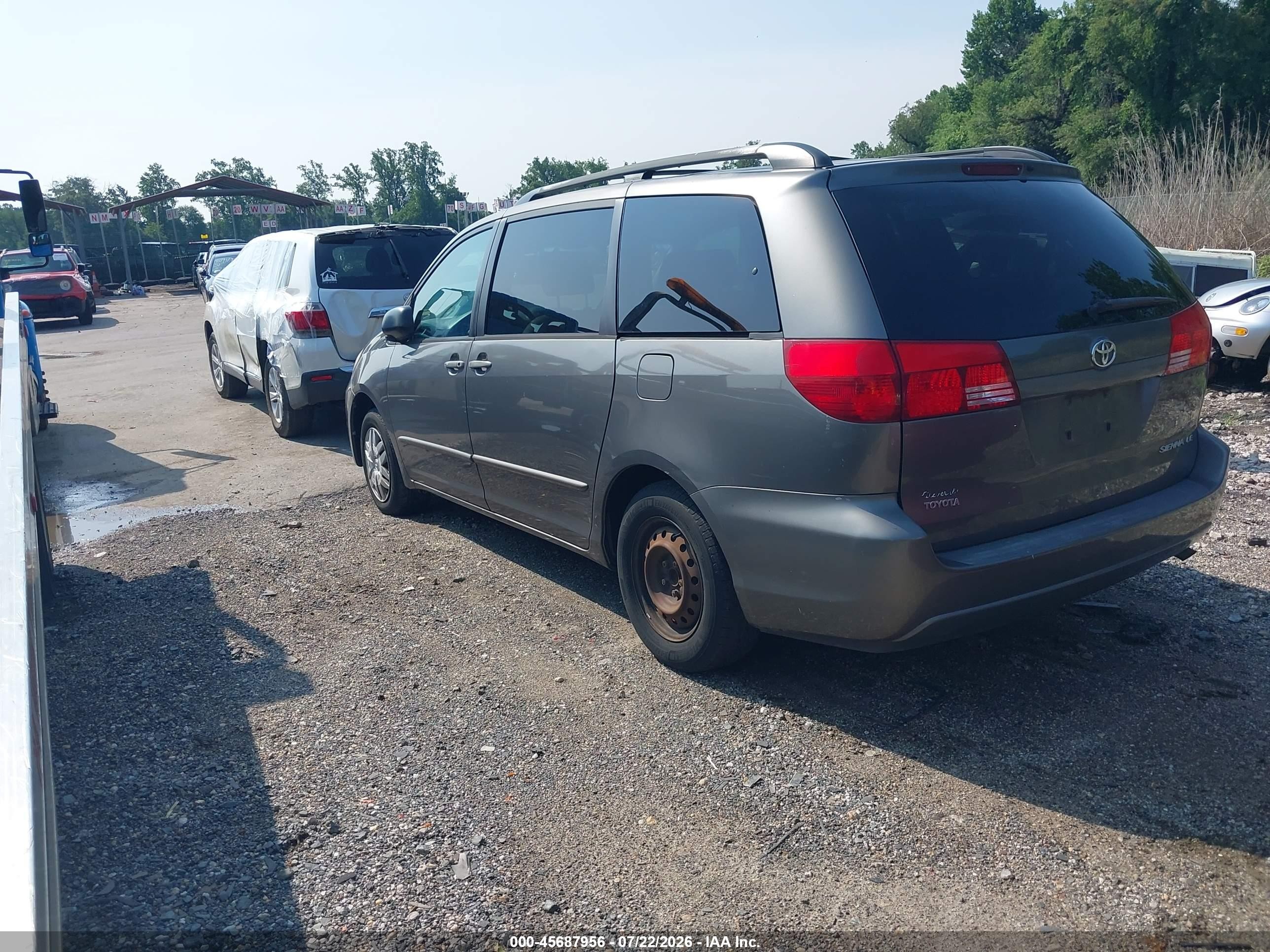 2004 Toyota Sienna Le Gray vin: 5TDZA23C44S092111