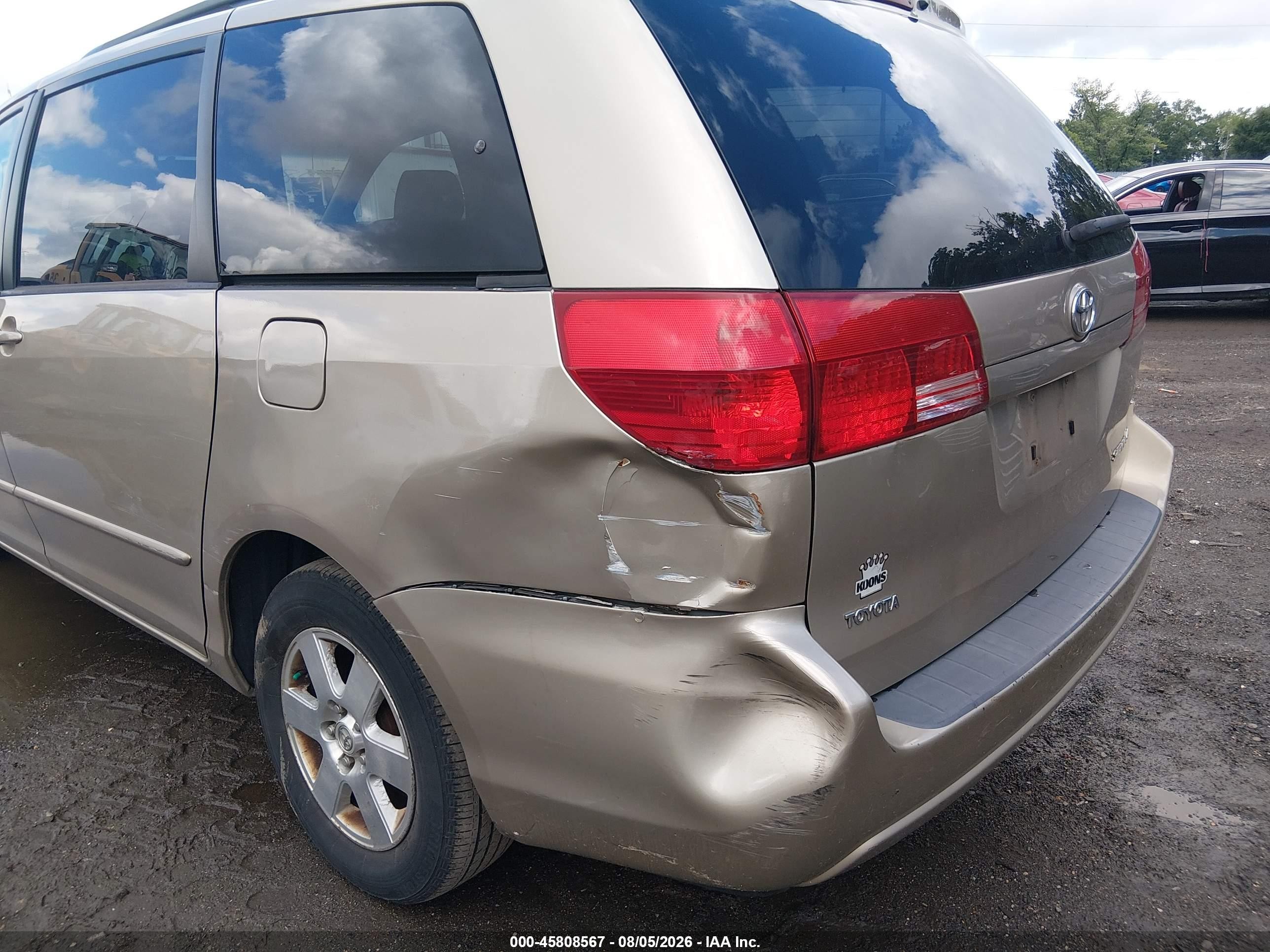 2004 Toyota Sienna Le Gold vin: 5TDZA23C44S092139