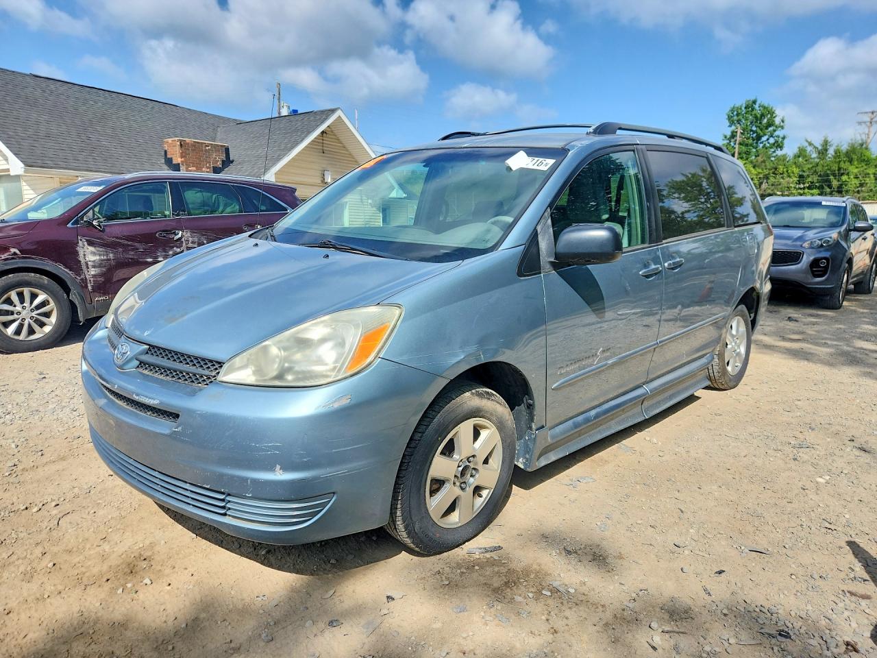 2004 Toyota Sienna Le 8 Passenger Teal vin: 5TDZA23C44S219018