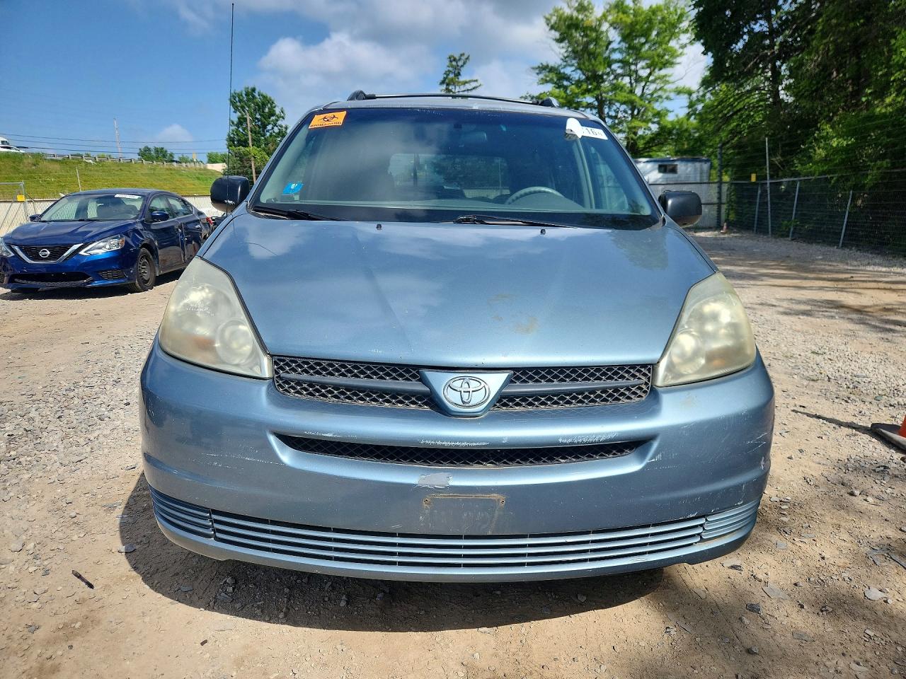 2004 Toyota Sienna Le 8 Passenger Teal vin: 5TDZA23C44S219018