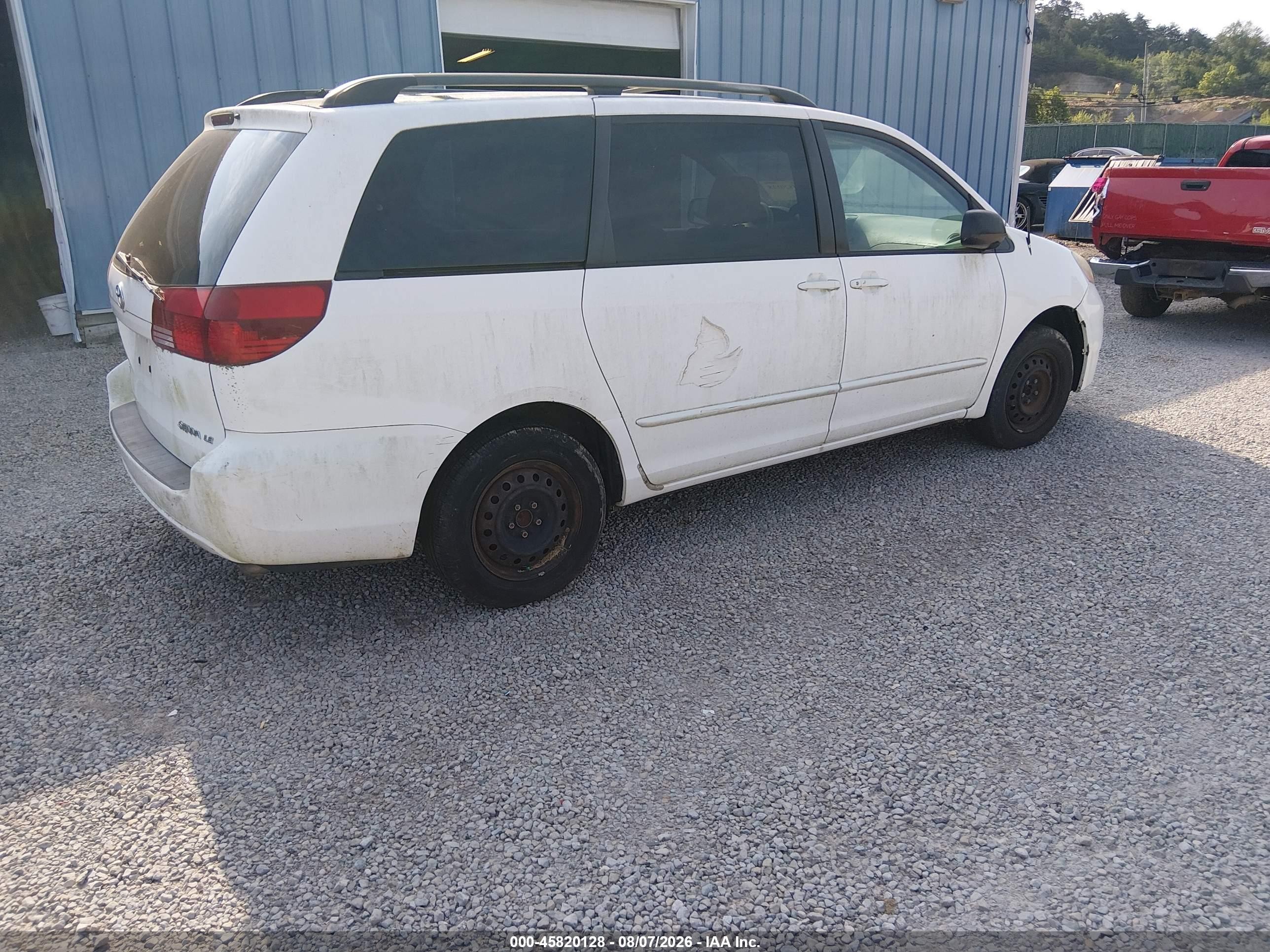 2005 Toyota Sienna Le White vin: 5TDZA23C45S223801