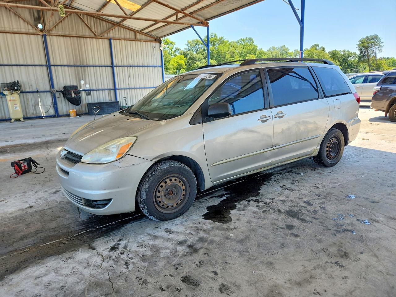 2005 Toyota Sienna Ce 8 Passenger Silver vin: 5TDZA23C45S226486