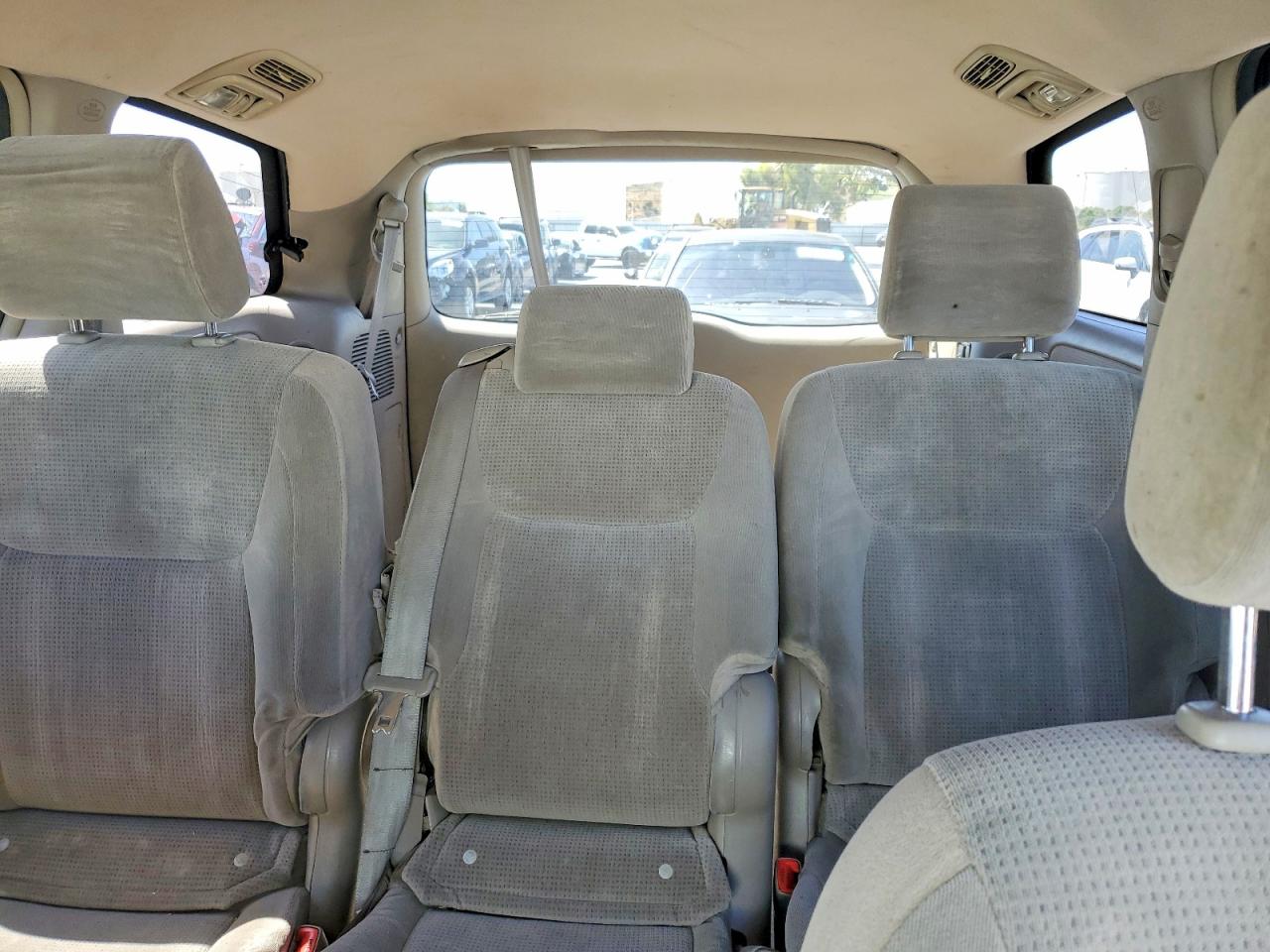 2005 Toyota Sienna Le 8 Passenger White vin: 5TDZA23C45S254028