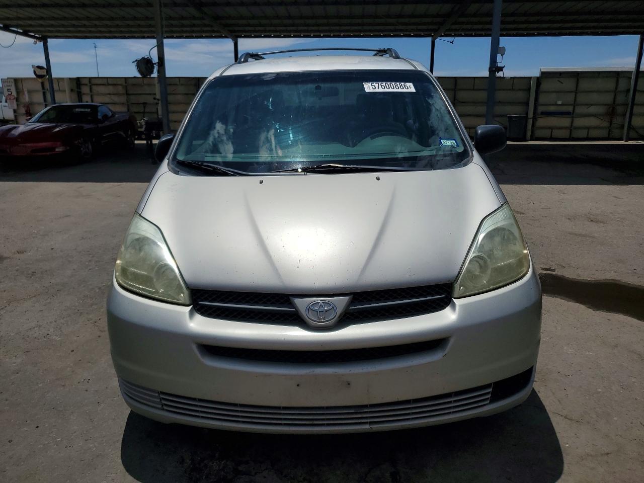 2005 Toyota Sienna Ce 8 Passenger Silver vin: 5TDZA23C45S322831