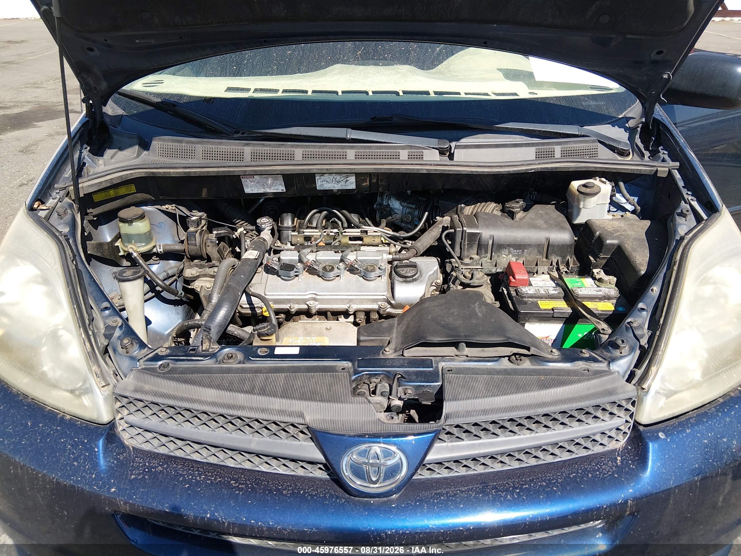 2005 Toyota Sienna Le Blue vin: 5TDZA23C45S374377