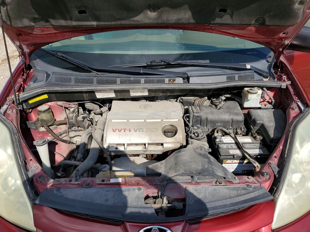 2006 Toyota Sienna Le 7 Passenger Red vin: 5TDZA23C46S391097