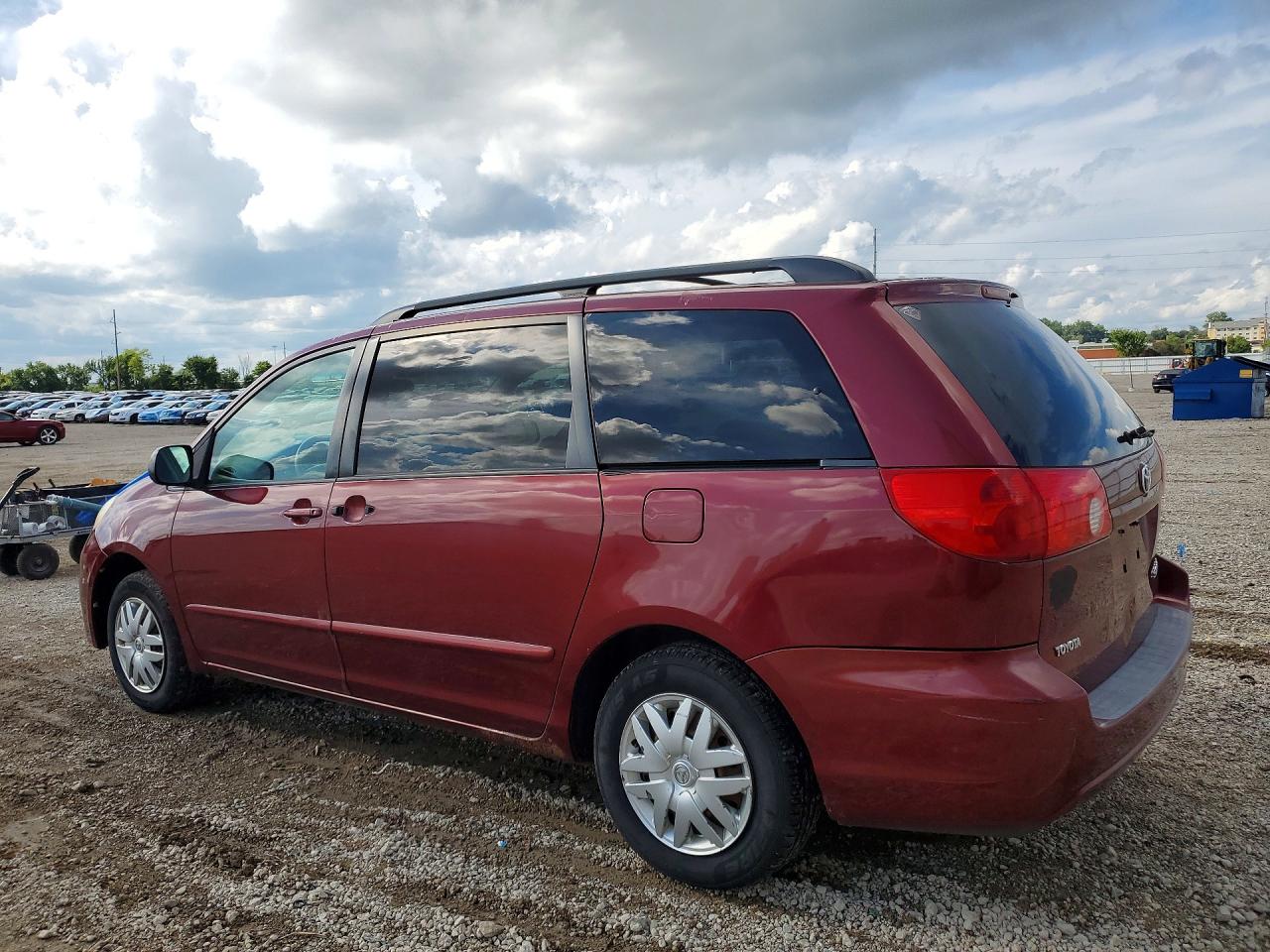 2006 Toyota Sienna Le 7 Passenger Red vin: 5TDZA23C46S391097