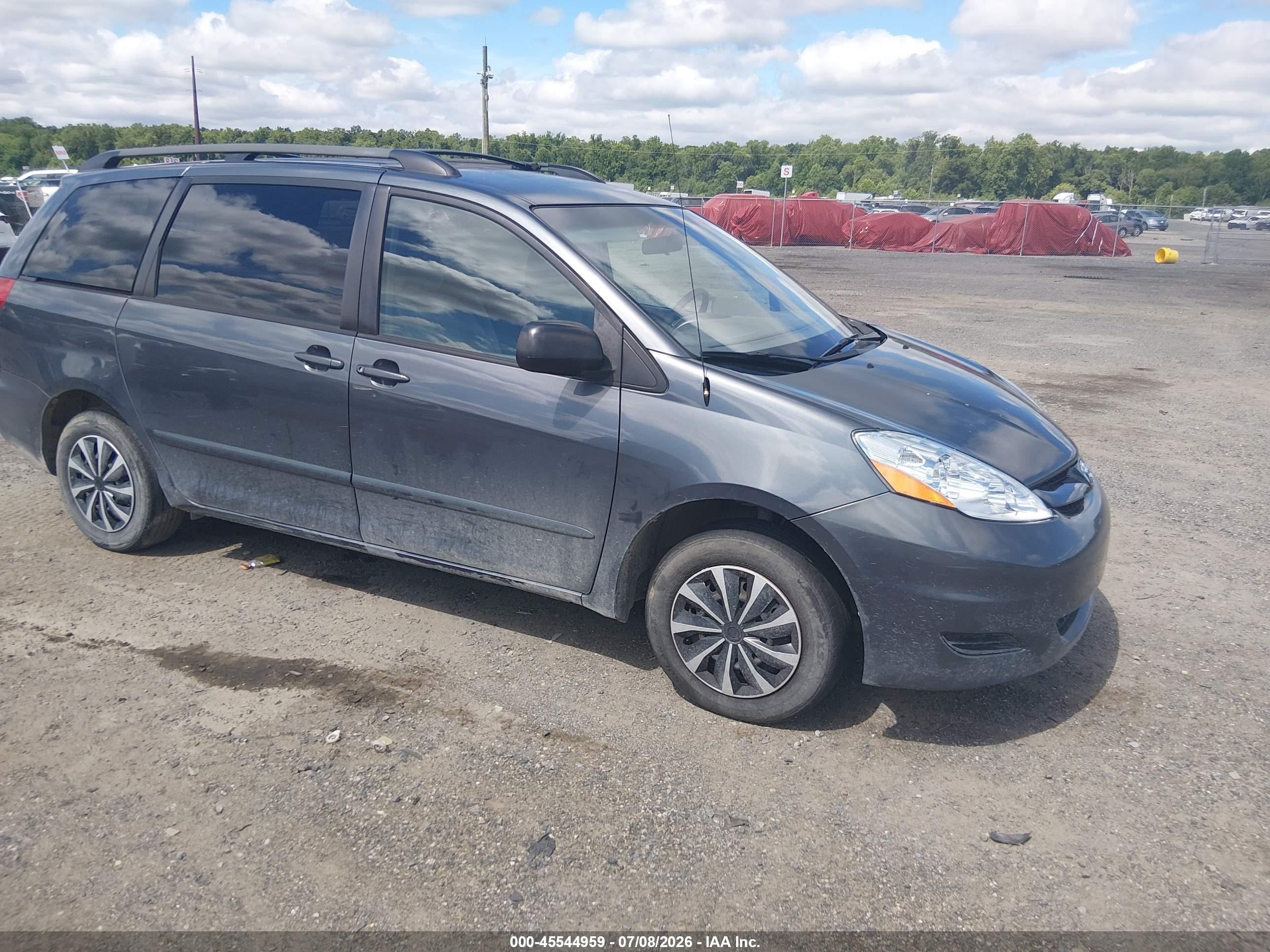 2006 Toyota Sienna Le Blue vin: 5TDZA23C46S397384