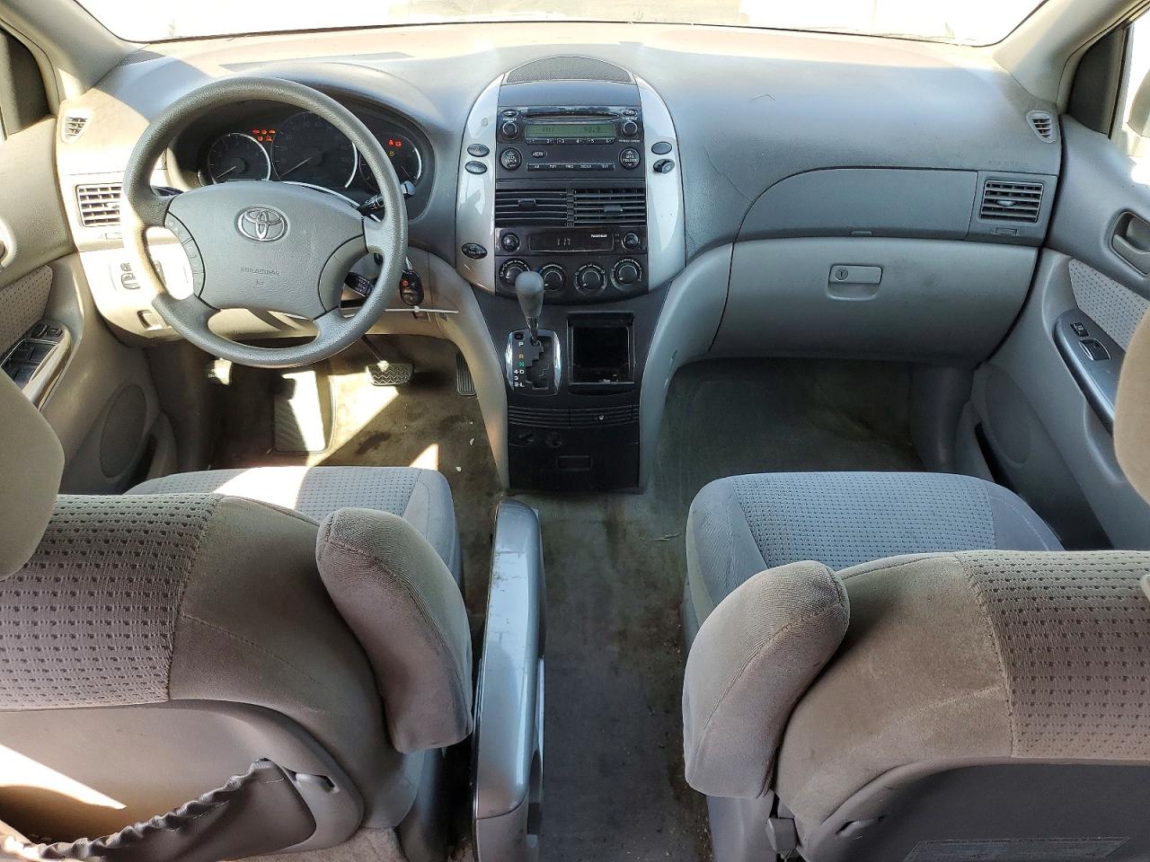 2006 Toyota Sienna Le 8 Passenger Blue vin: 5TDZA23C46S418394
