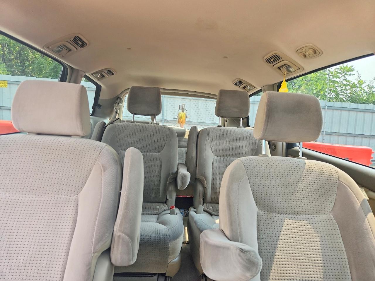 2006 Toyota Sienna Le 7 Passenger Золотой vin: 5TDZA23C46S520441