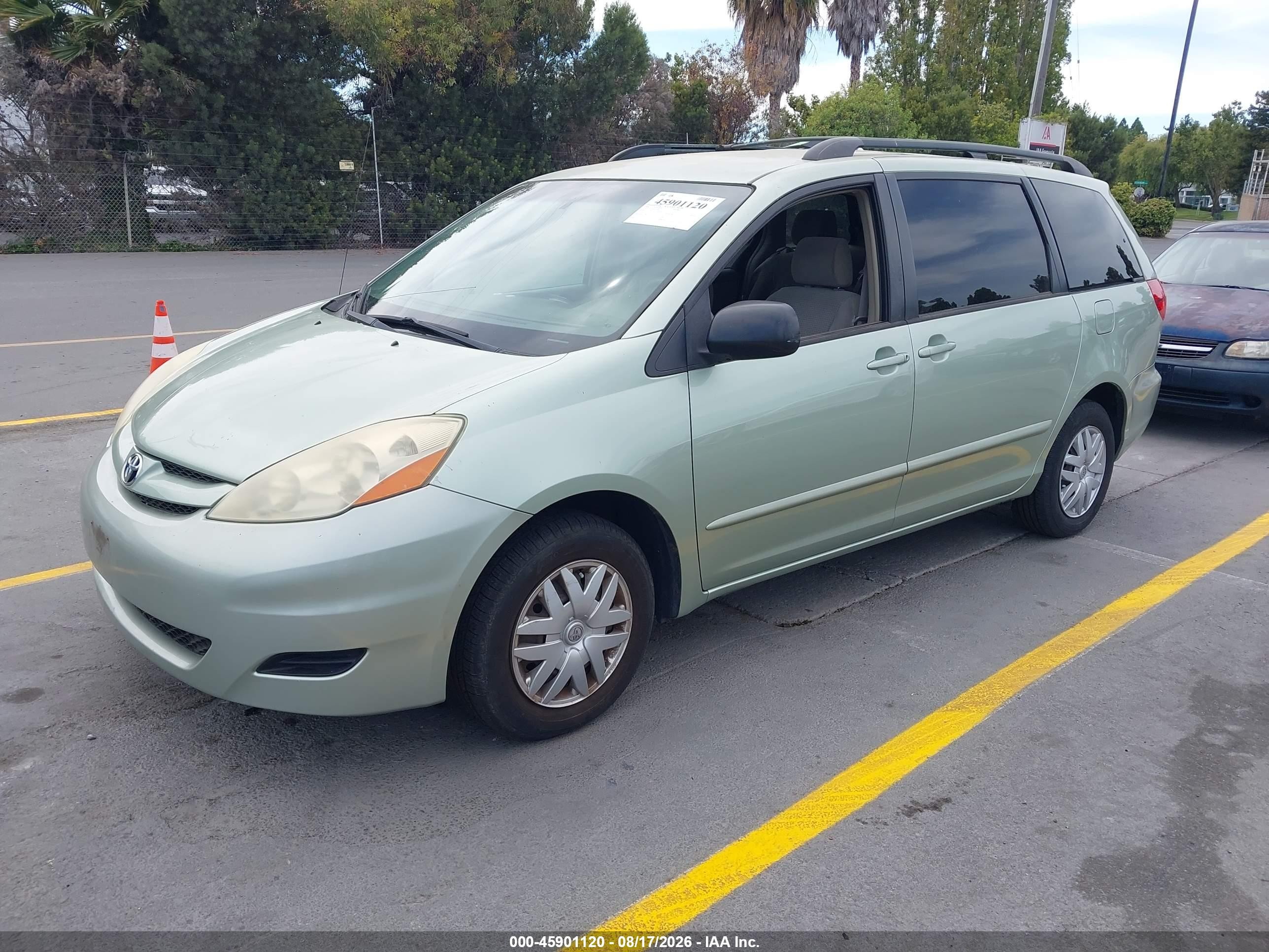2006 Toyota Sienna Le Green vin: 5TDZA23C46S524604