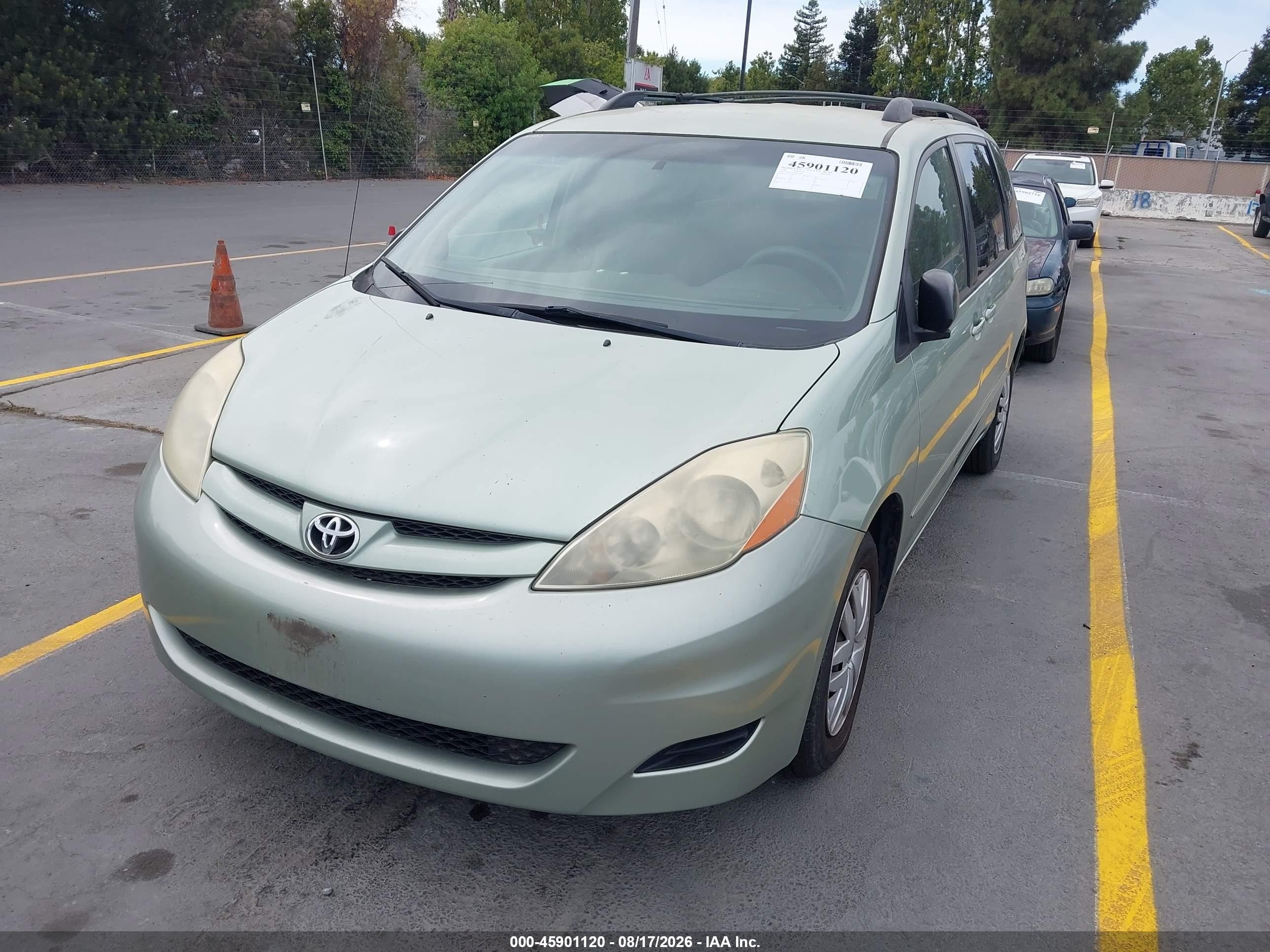 2006 Toyota Sienna Le Green vin: 5TDZA23C46S524604